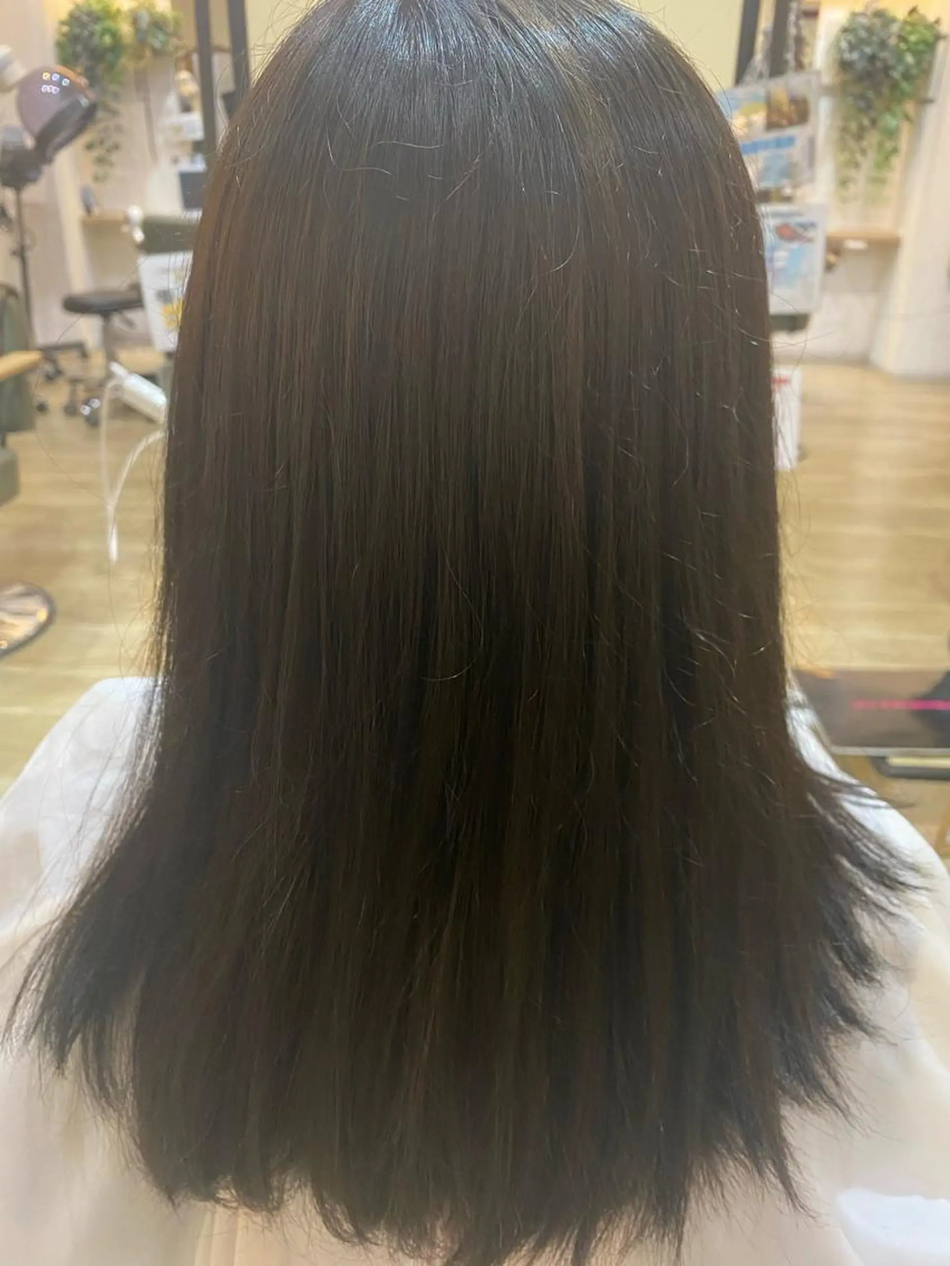 カラー Luela所属・永見 すず佳のヘアスタイル
