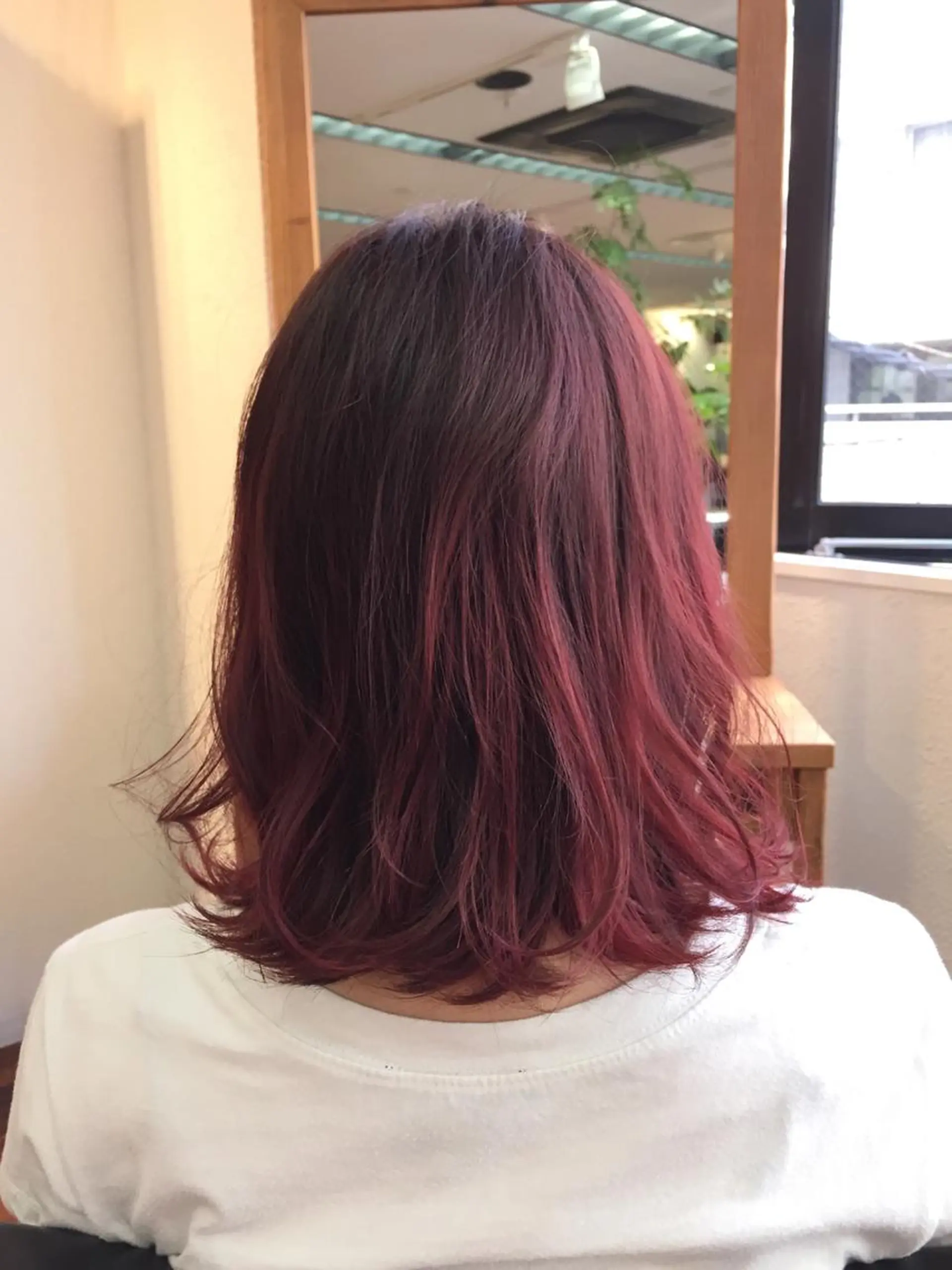 ミディアム カラー グラデーションカラー ピンクカラー ローズカラー 小木曽智美 /ボブ/ショートのヘアスタイル