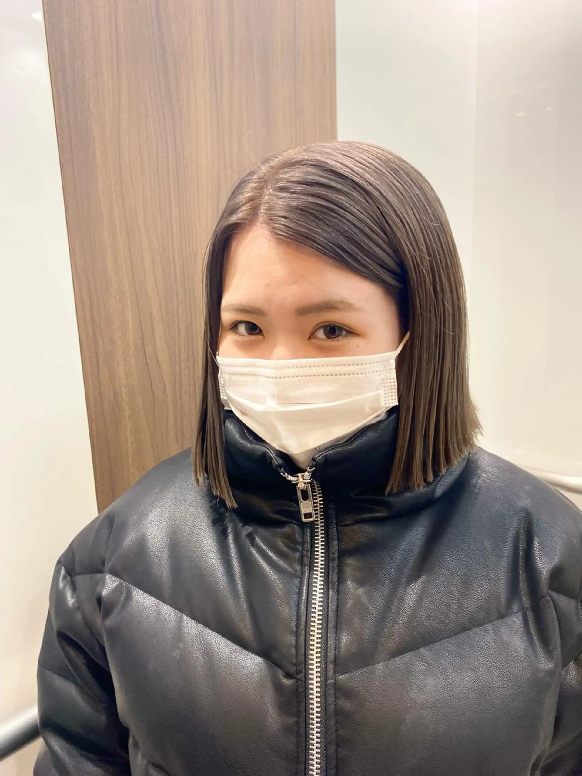 ミディアム デザインカラー/ボブ ブリーチカラー/ユリのヘアスタイル