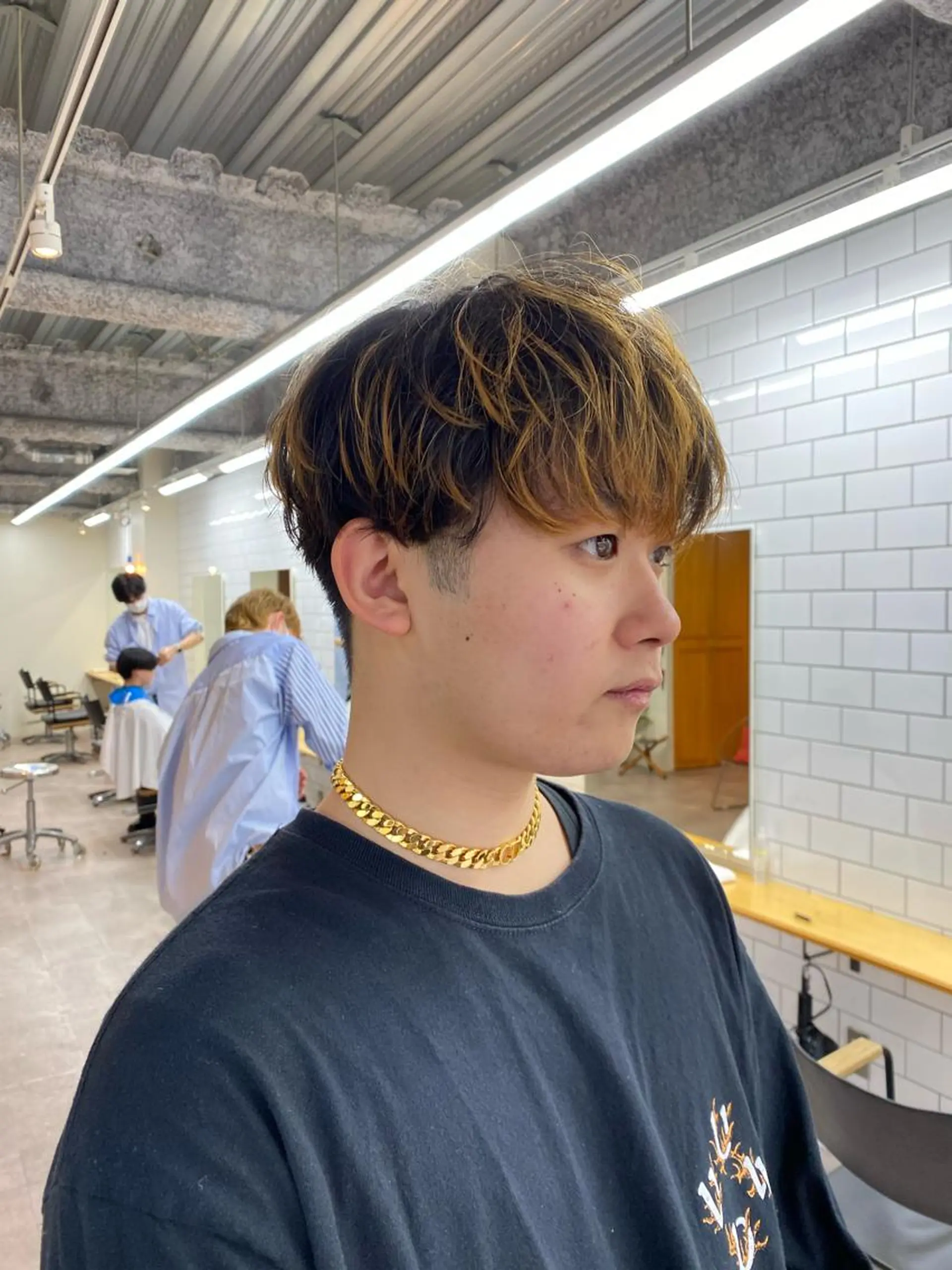 メンズ マッシュ カット ヘアカラー トリートメント シャドウパーマ/ 波巻パーマYu-Kiのヘアスタイル