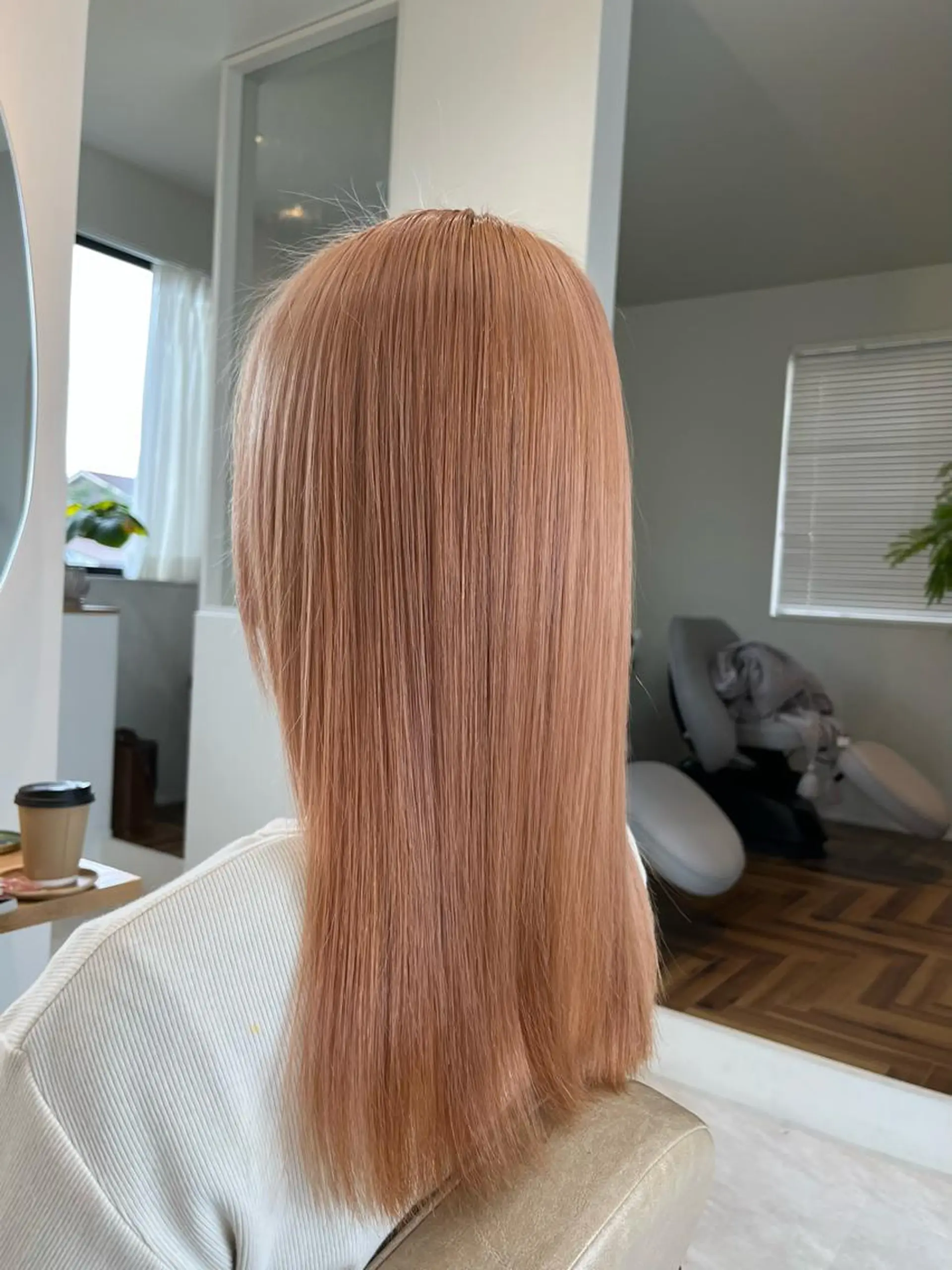 セミロング ヘアカラー 加藤 明香里のヘアスタイル