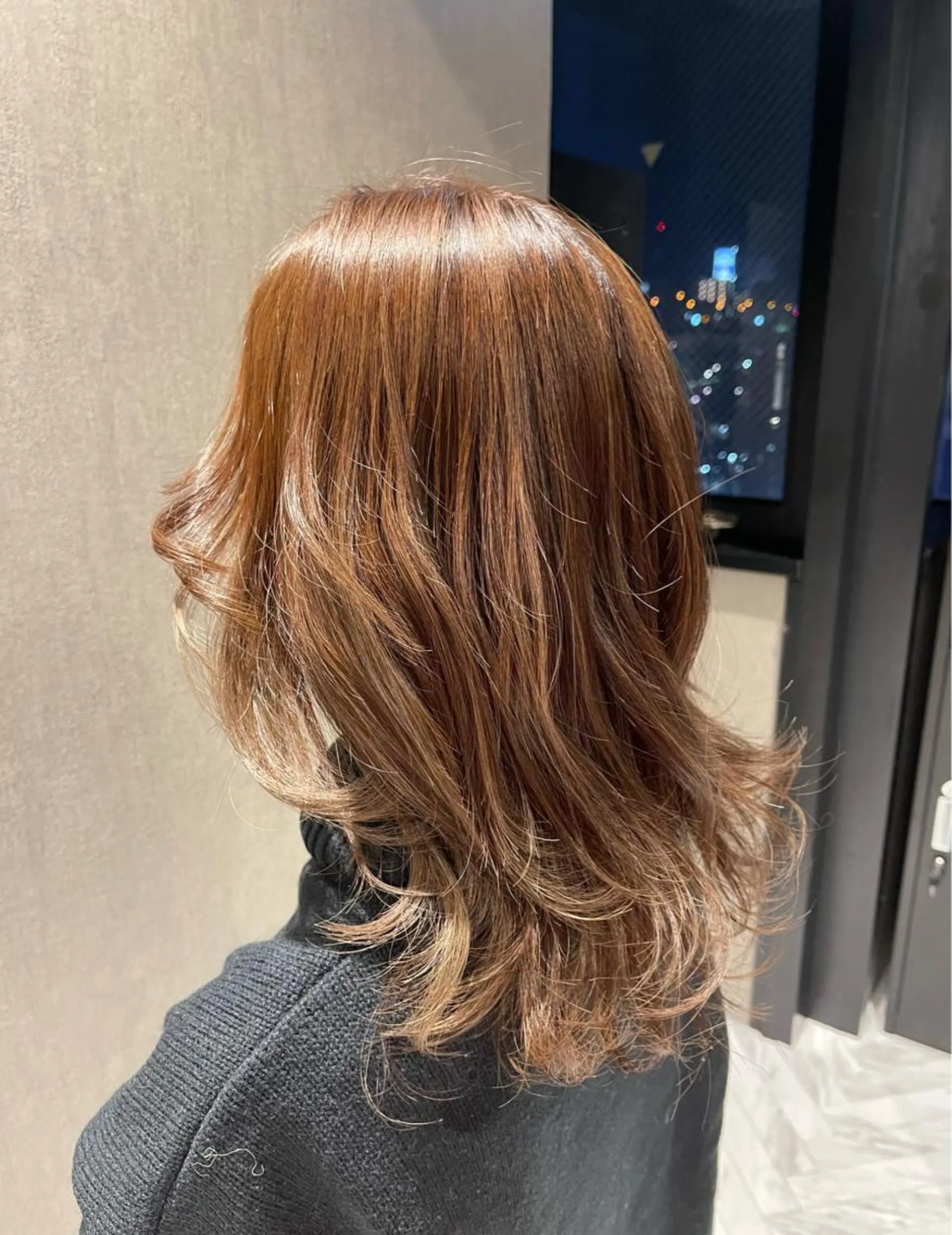 ミディアム レイヤーカット MIRIM栄所属・透明感カラー/艶髪/ エクステ/HIROのヘアスタイル