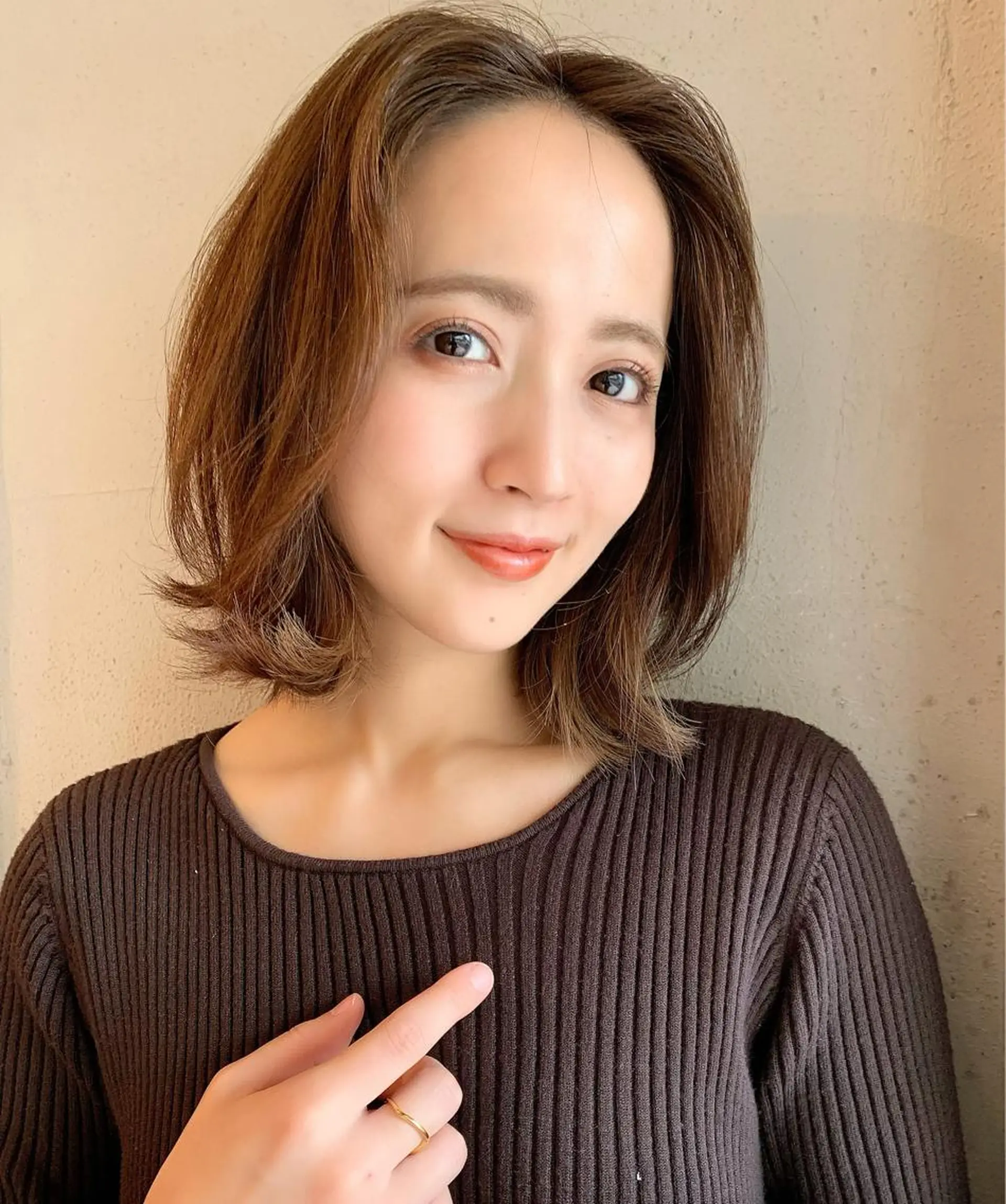 ミディアム カラー カット ヘアカラー トリートメント ヘッドスパ 透明感/オリーブ/ グレージュ/YUKAのヘアスタイル