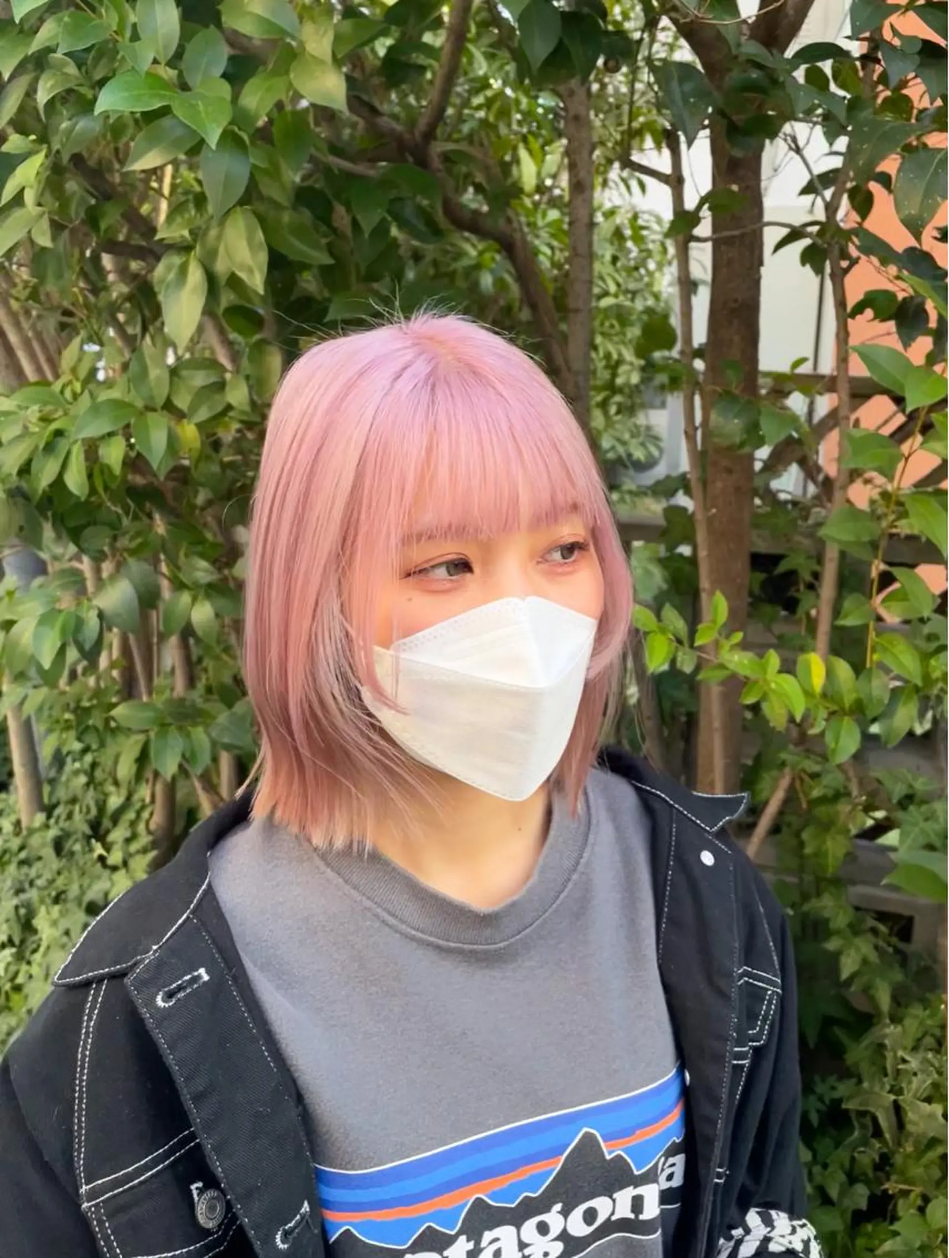 ショート カラー パーマ ヘアアレンジ メンズ キッズ ピンクカラー ホワイトピンク 大人スタイル 太田のヘアスタイル
