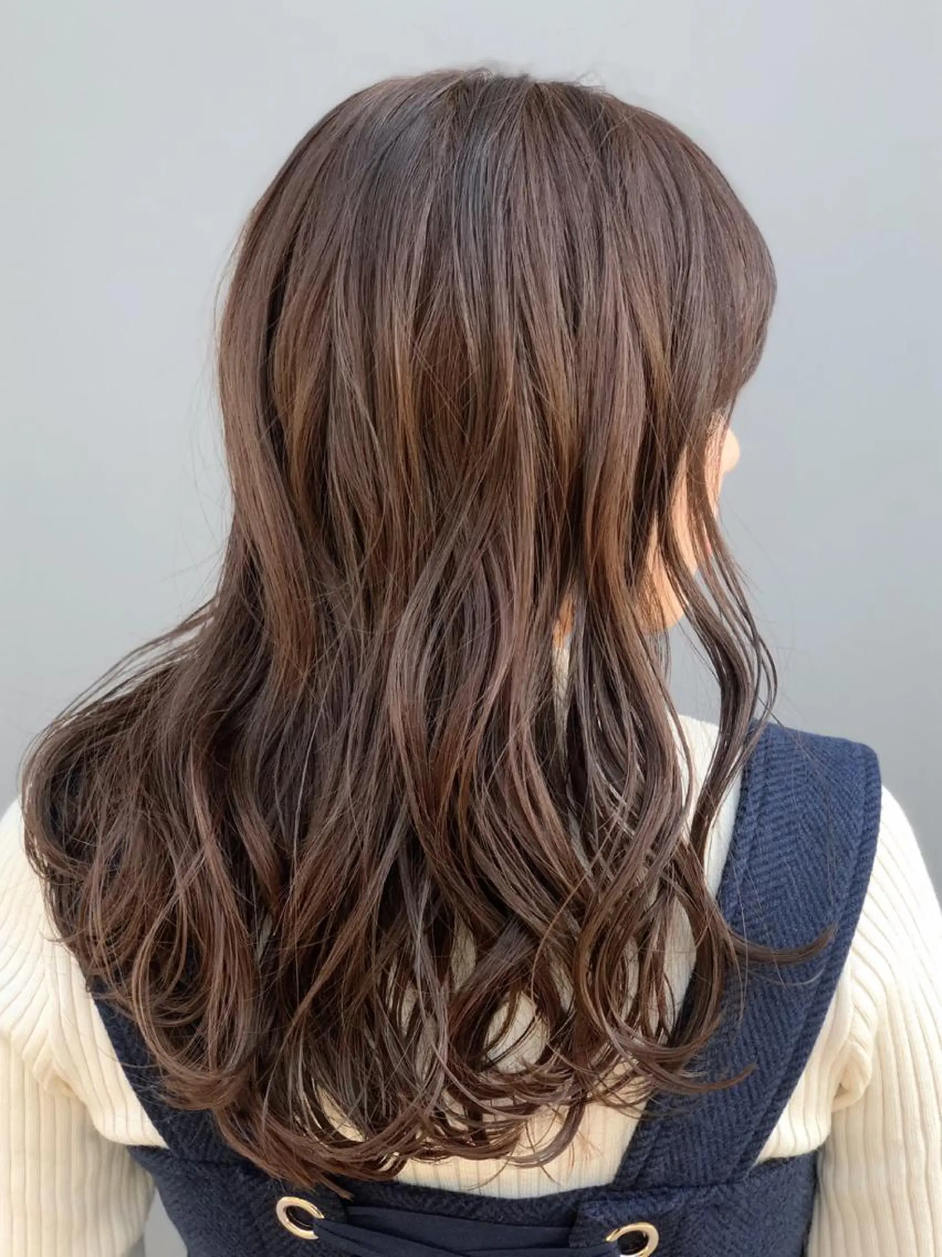 セミロング カラー ヘアアレンジ 能登谷 きよのヘアスタイル