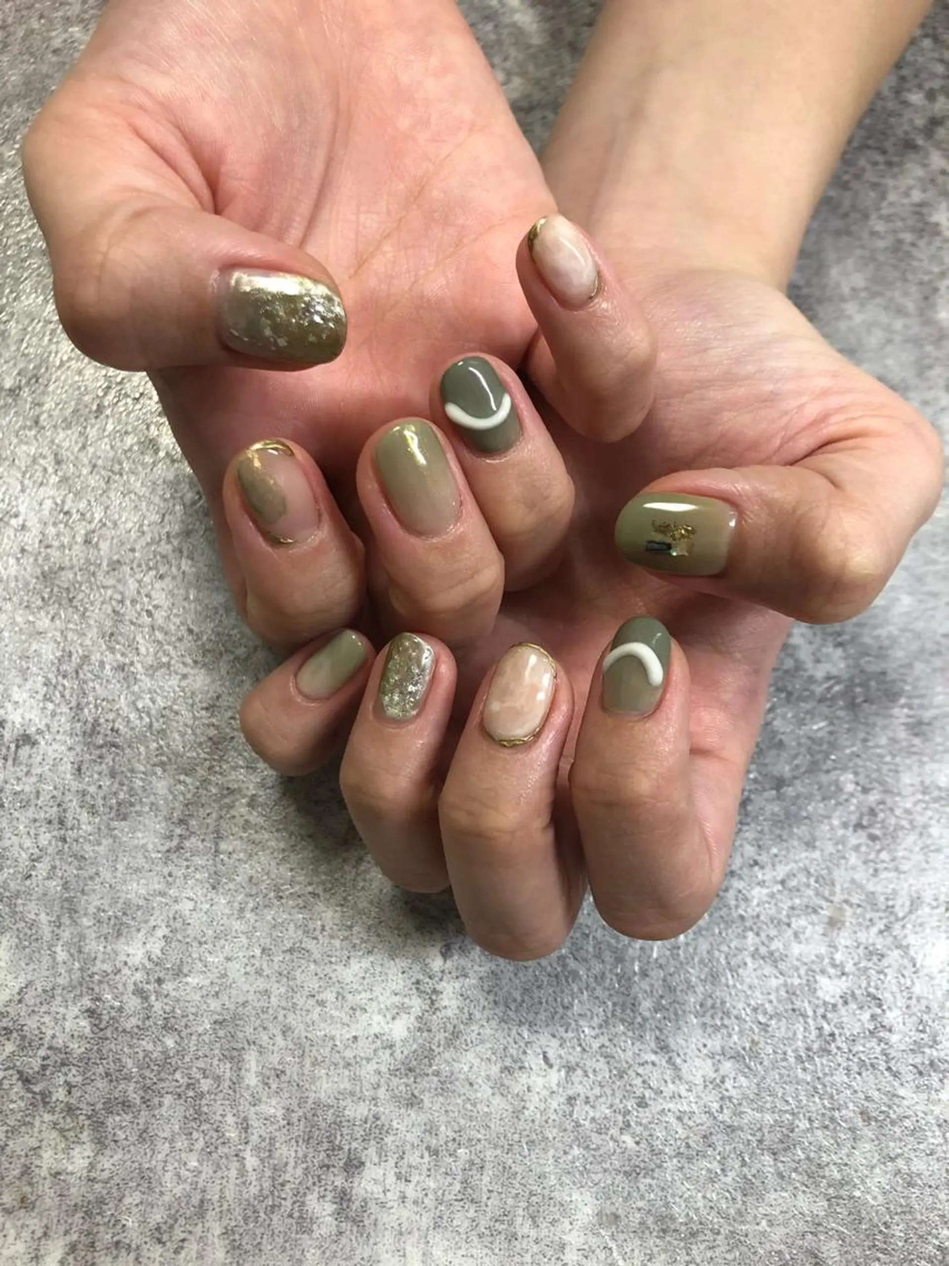 ネイル ハンドネイル 【LINON】 airiのネイルデザイン