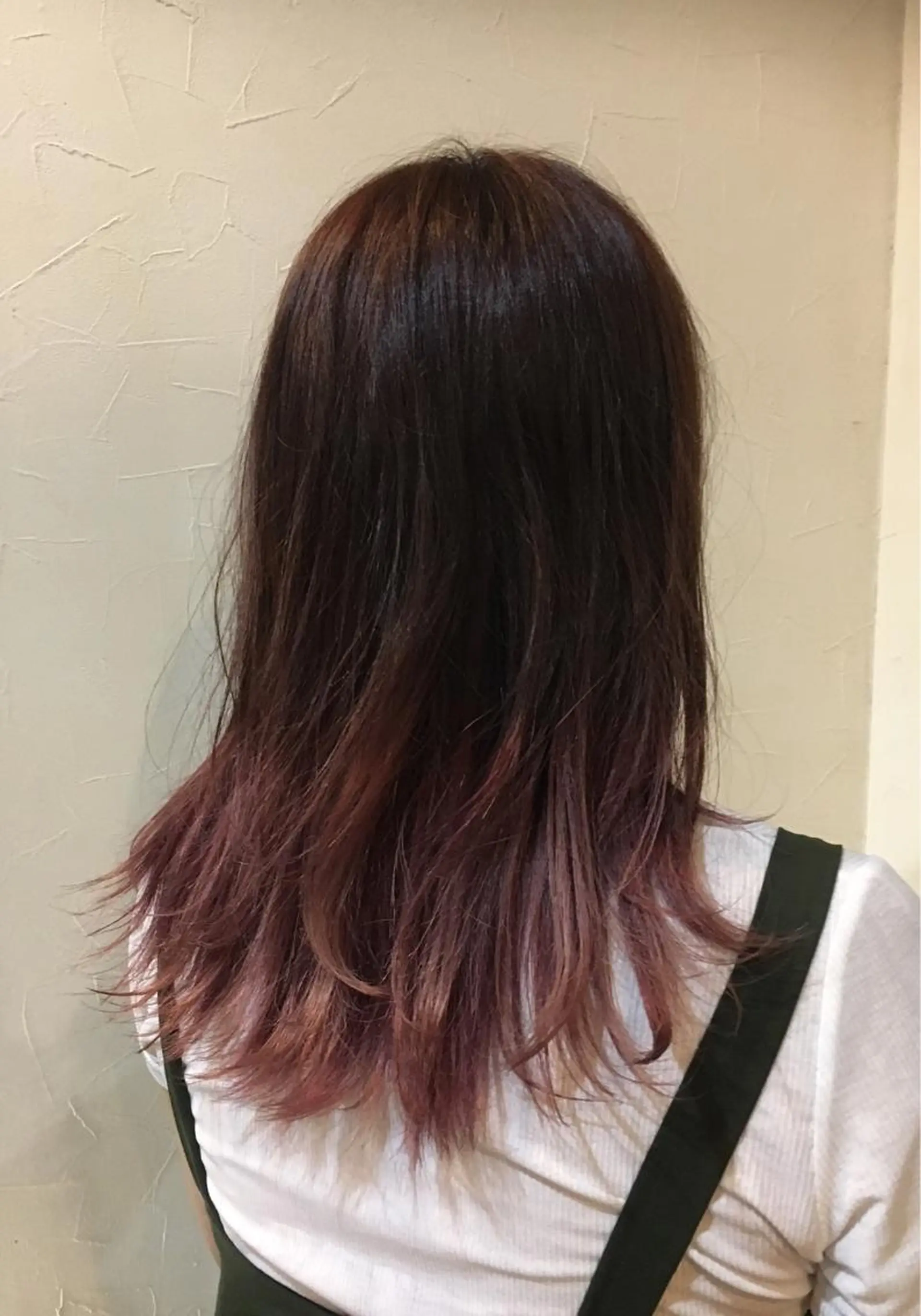 カラー ブリーチ グラデーションカラー 血分 優人のヘアスタイル