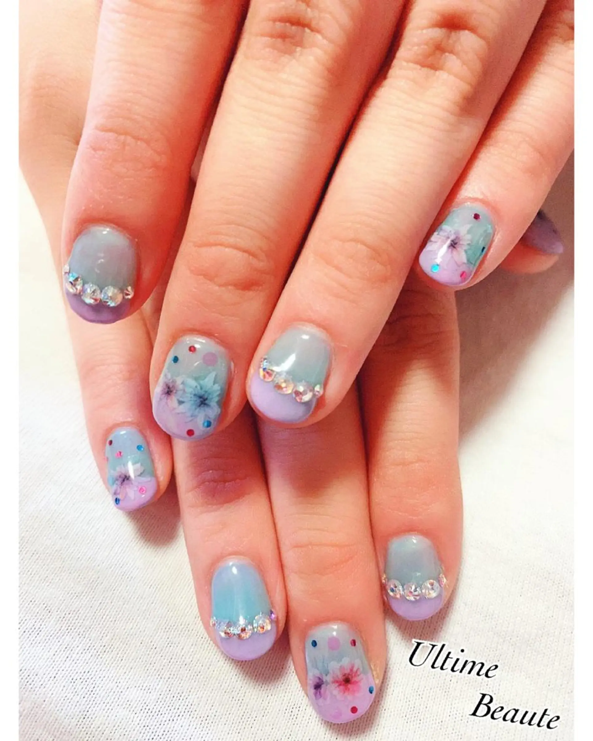 ネイル ブルー 石塚 亜矢加のネイルデザイン