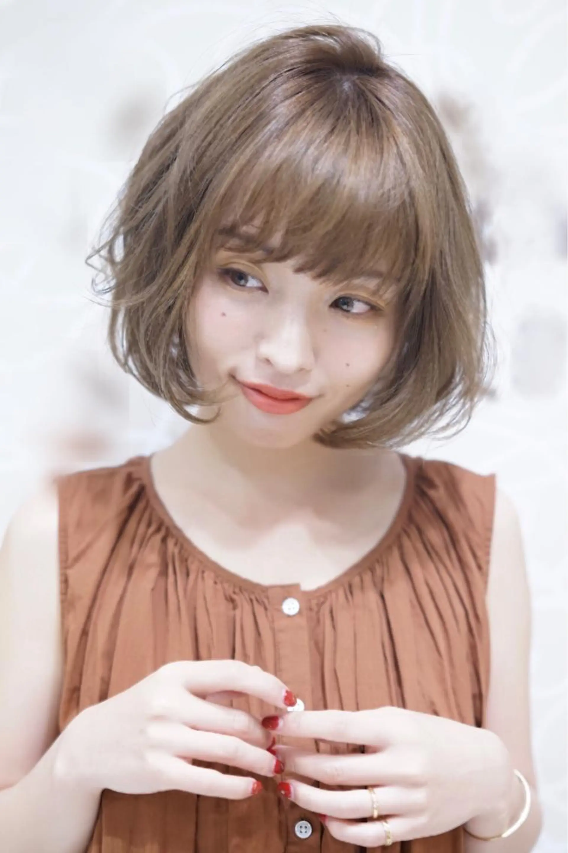 ショート カラー ヘアアレンジ ショートヘア 小顔カット 個室で似合わせ好印象 🧡外山弥千代のヘアスタイル