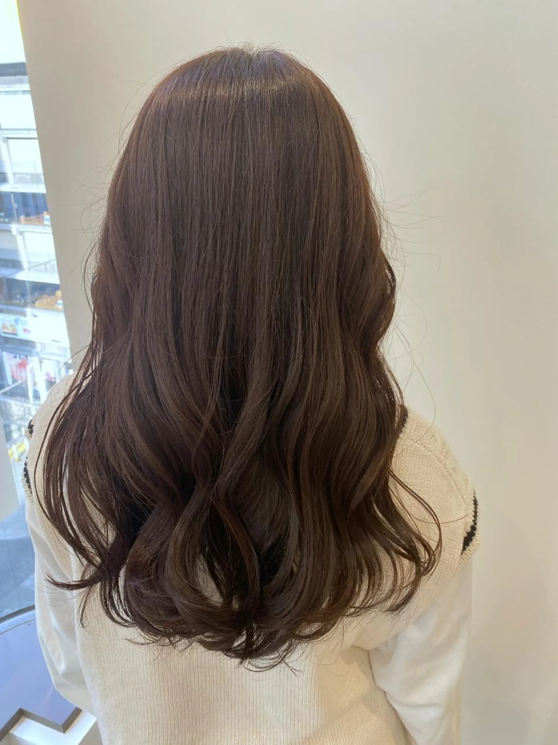 ロング カラー ブリーチ ブラウンカラー ブリーチなしカラー オレンジ オレンジブラウン ヘアカラー トリートメント 小顔レイヤー/ ベージュ🤍Rieのヘアスタイル