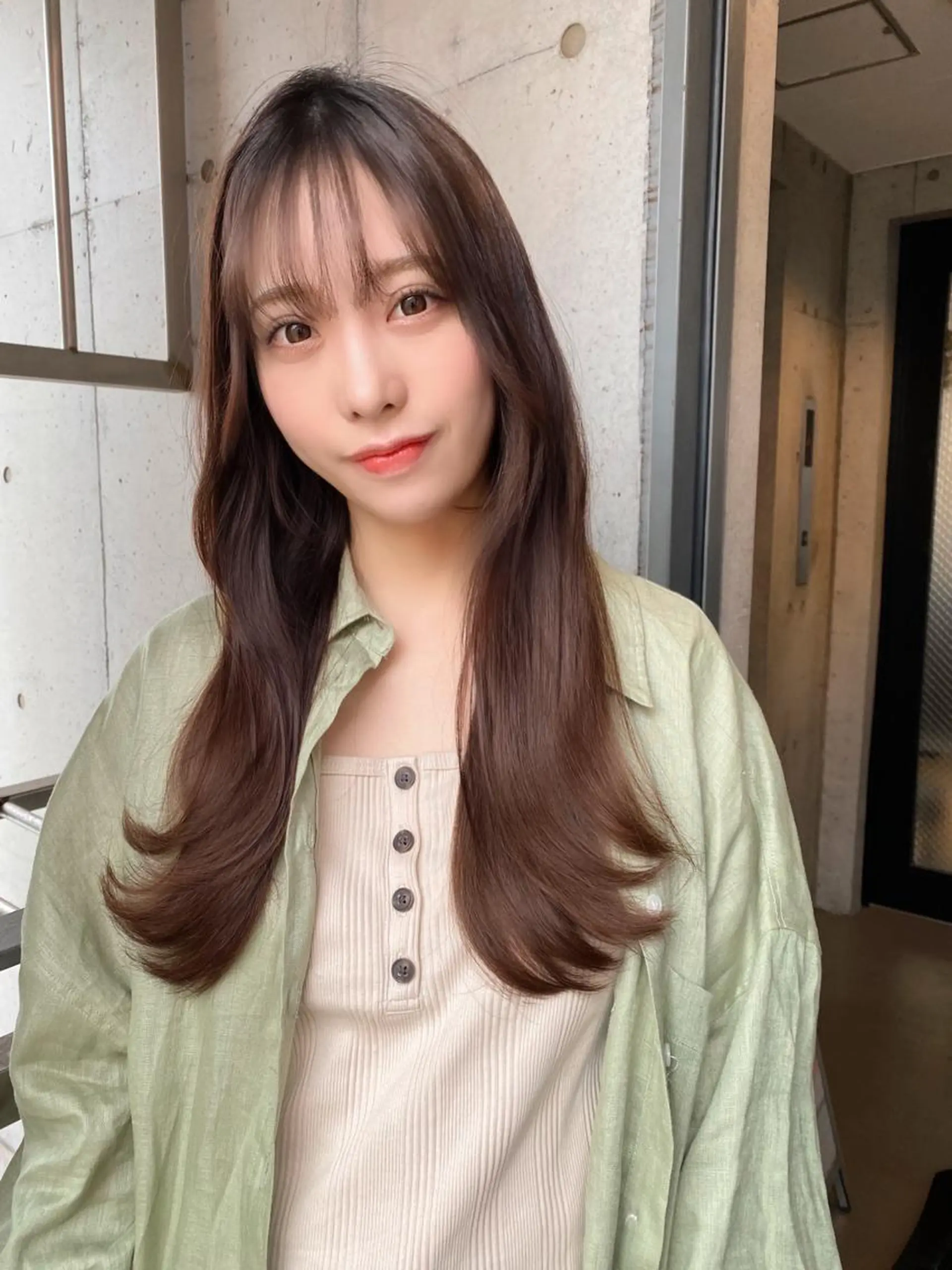 ロング ボブ くびれヘア エギョモリ 韓国風ヘア レイヤーカット カット ヘアカラー トリートメント 大人可愛いレイヤー 大田のヘアスタイル