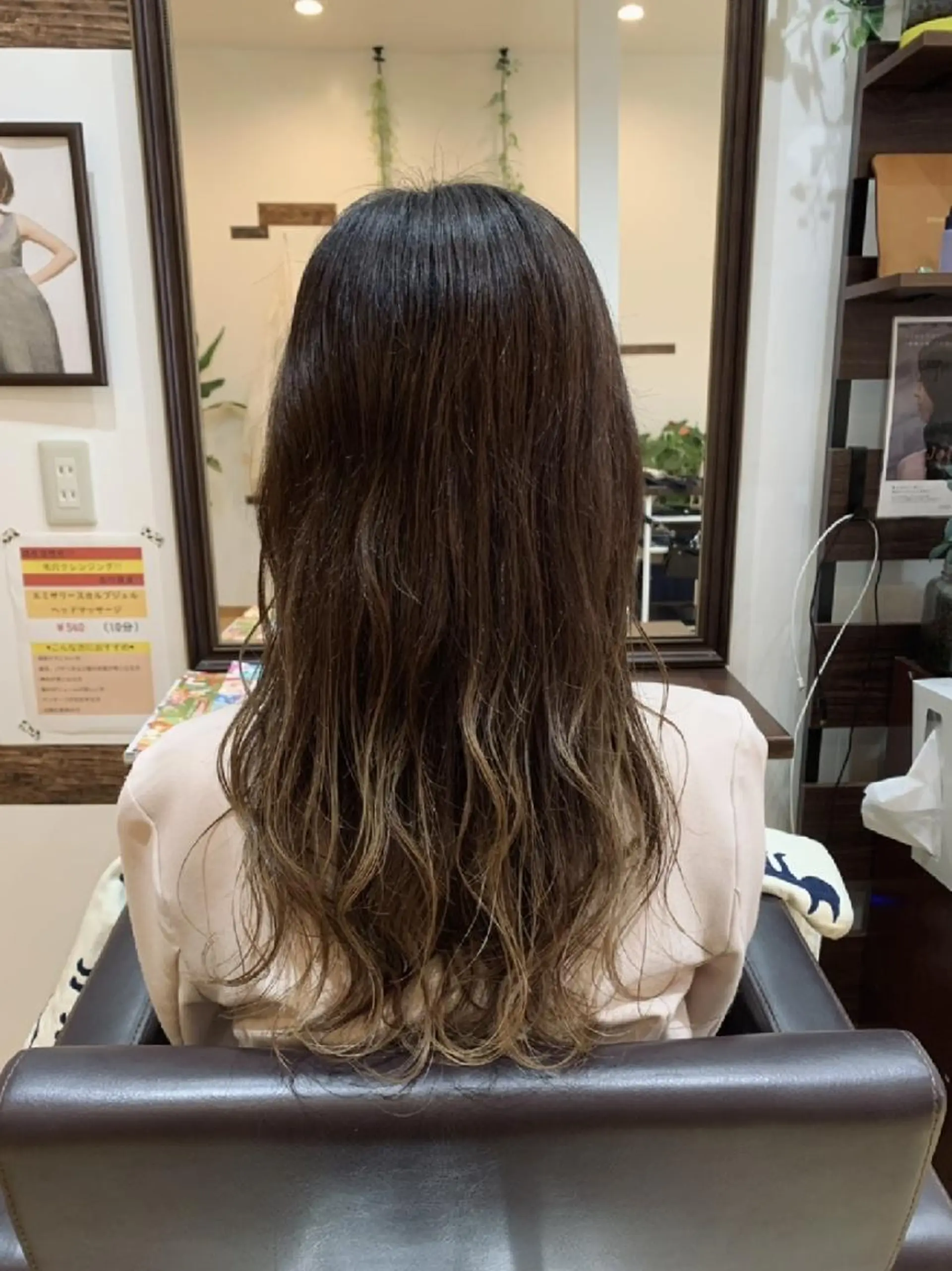 ロング カラー ベージュカラー サトウ シューイチのヘアスタイル
