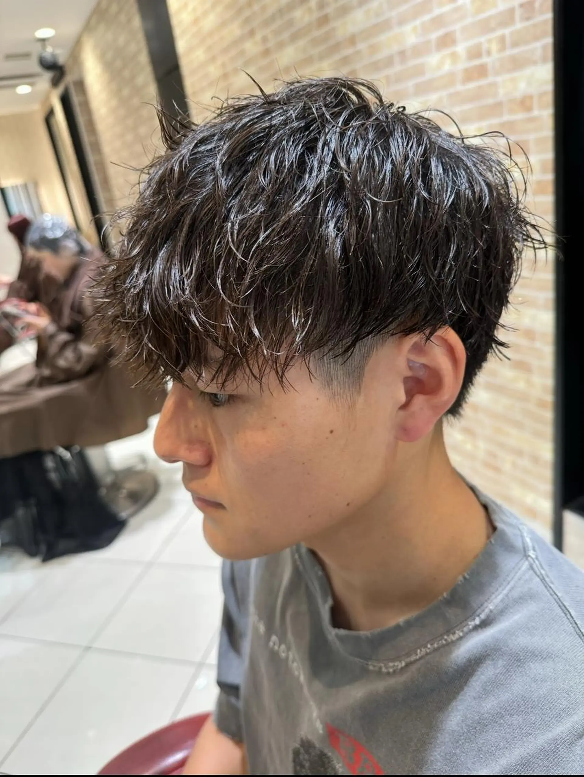ショート パーマ メンズ フェザーパーマ メンズ韓国風 メンズパーマ ツイストスパイラルパーマ 韓国風ヘア カット パーマ トリートメント ヘッドスパ ヘアセット 💈メンズ特化 美容師サキ💈のヘアスタイル
