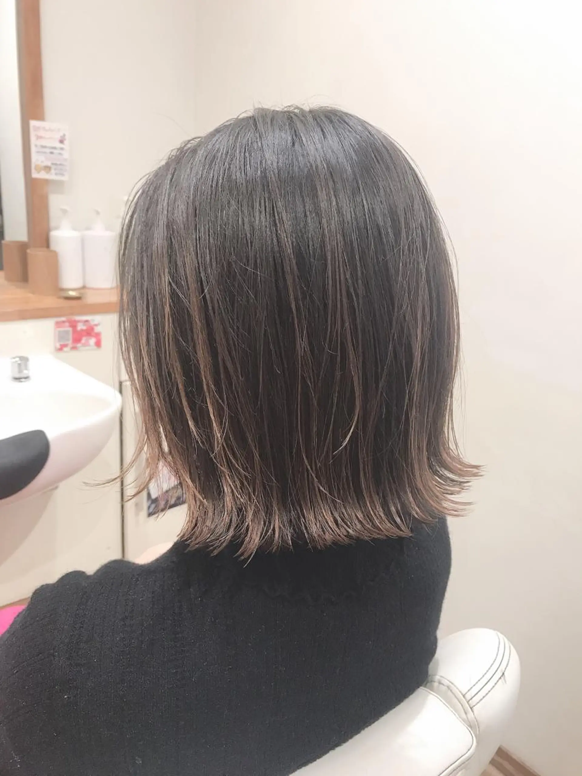 ミディアム カラー グラデーションカラー ハイトーンカラー カット アザマ　ヤスカツ _rosso 川口のヘアスタイル