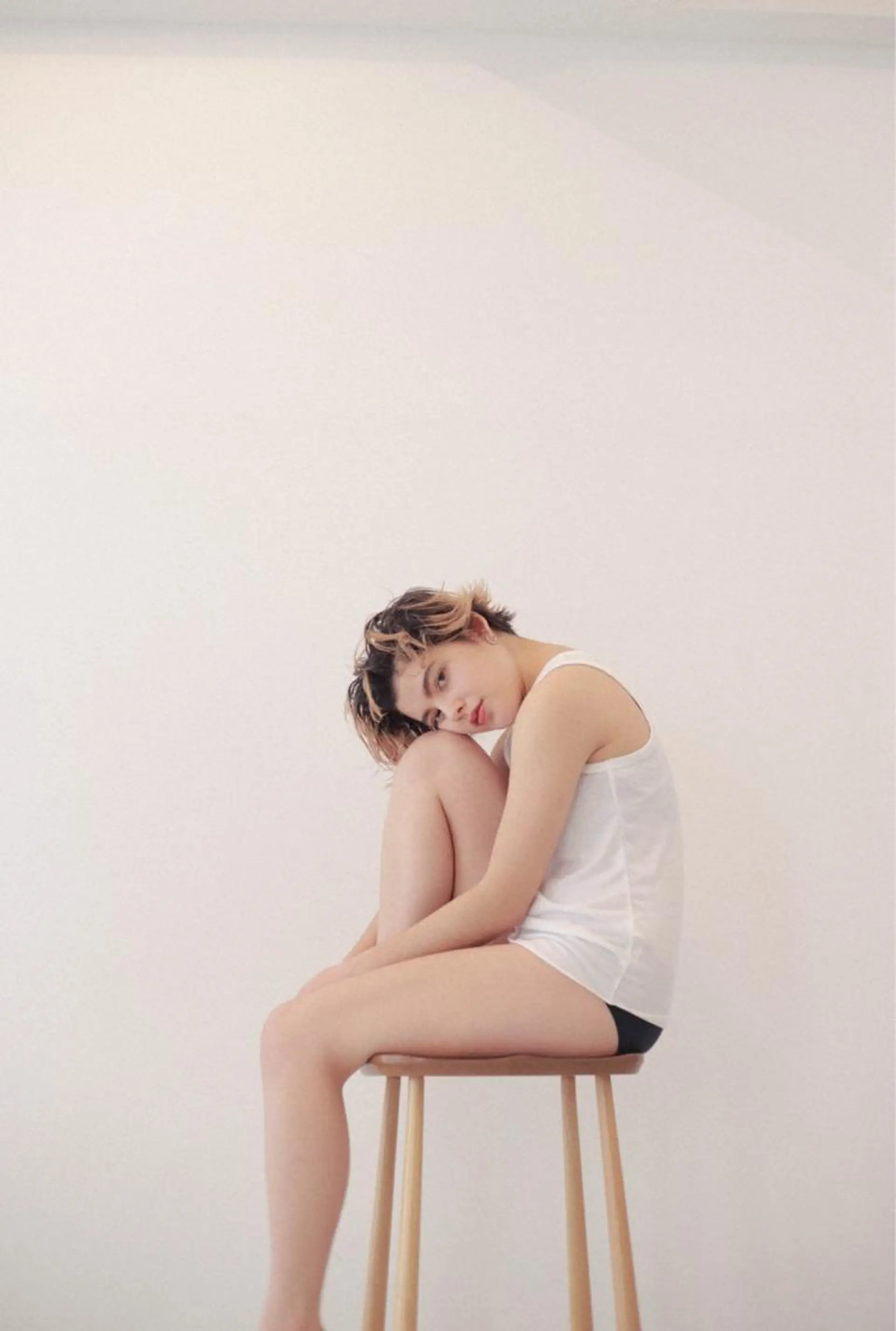 ミディアム カラー パーマ バレイヤージュ レイヤーカット カット ヘアカラー Genta @gegege75のヘアスタイル