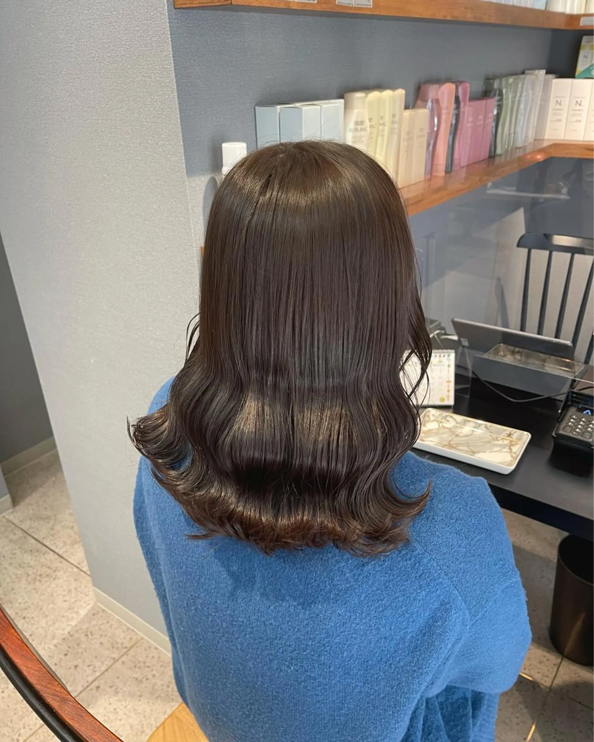 ミディアム カラー ヘアアレンジ ショコラグレージュ 透明感カラー グレージュ ヘアカラー レディースカット 募集/今間 海音のヘアスタイル