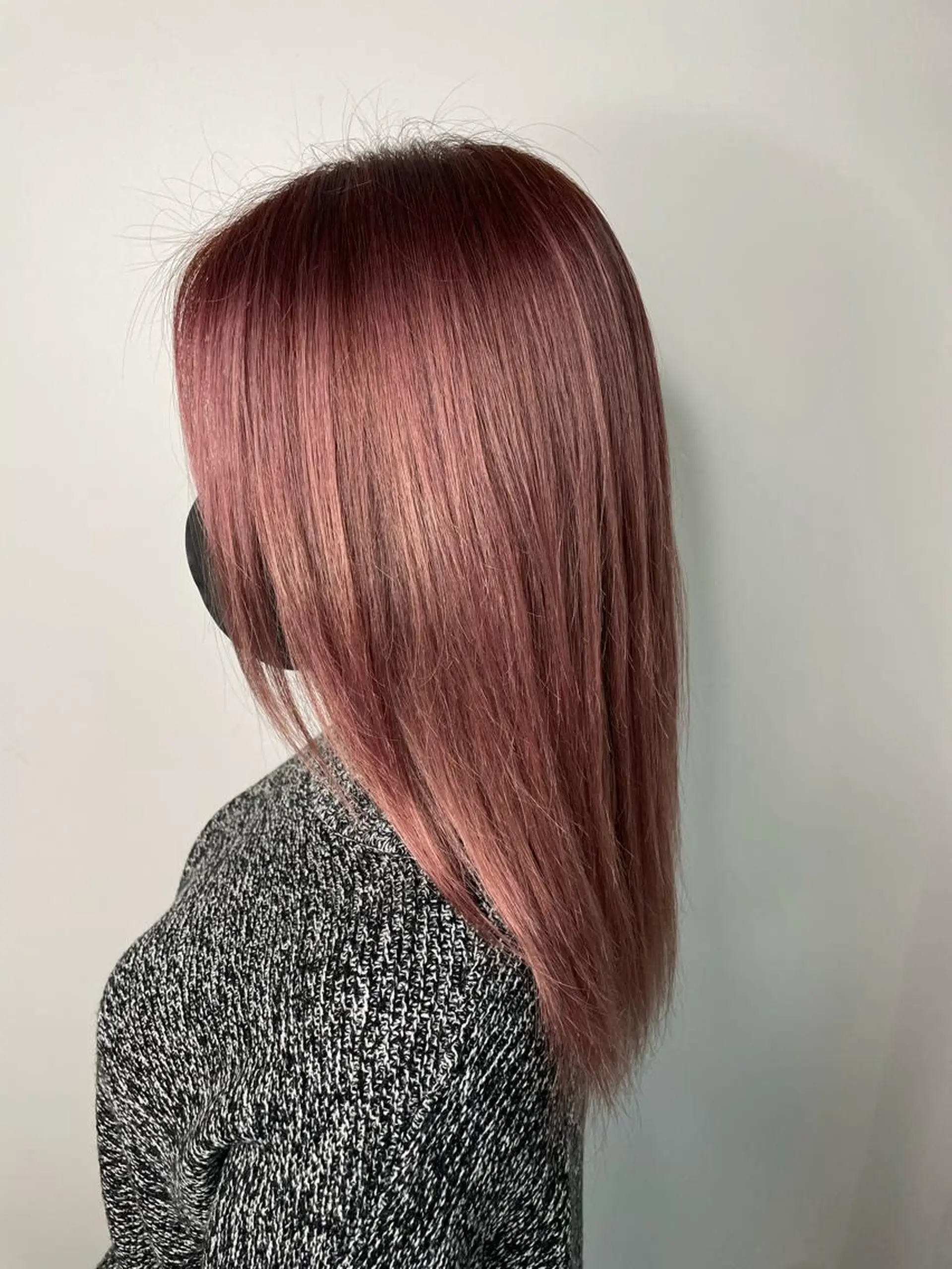 ロング ヘアカラー ナチュラルカラー 児玉優香のヘアスタイル