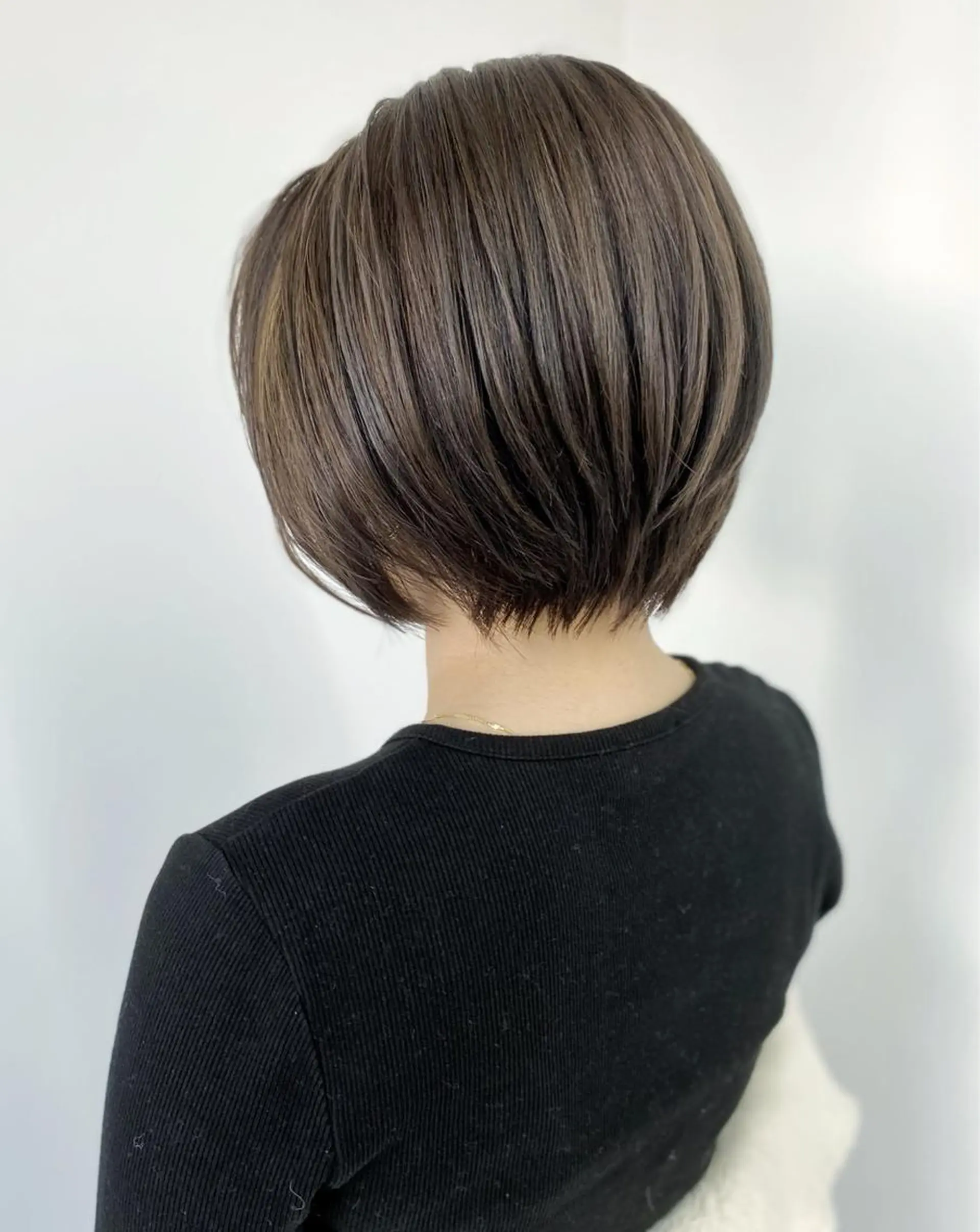 ショート カラー カット ヘアカラー トリートメント ⭐️当日OK⭐️ 岩田峻のヘアスタイル