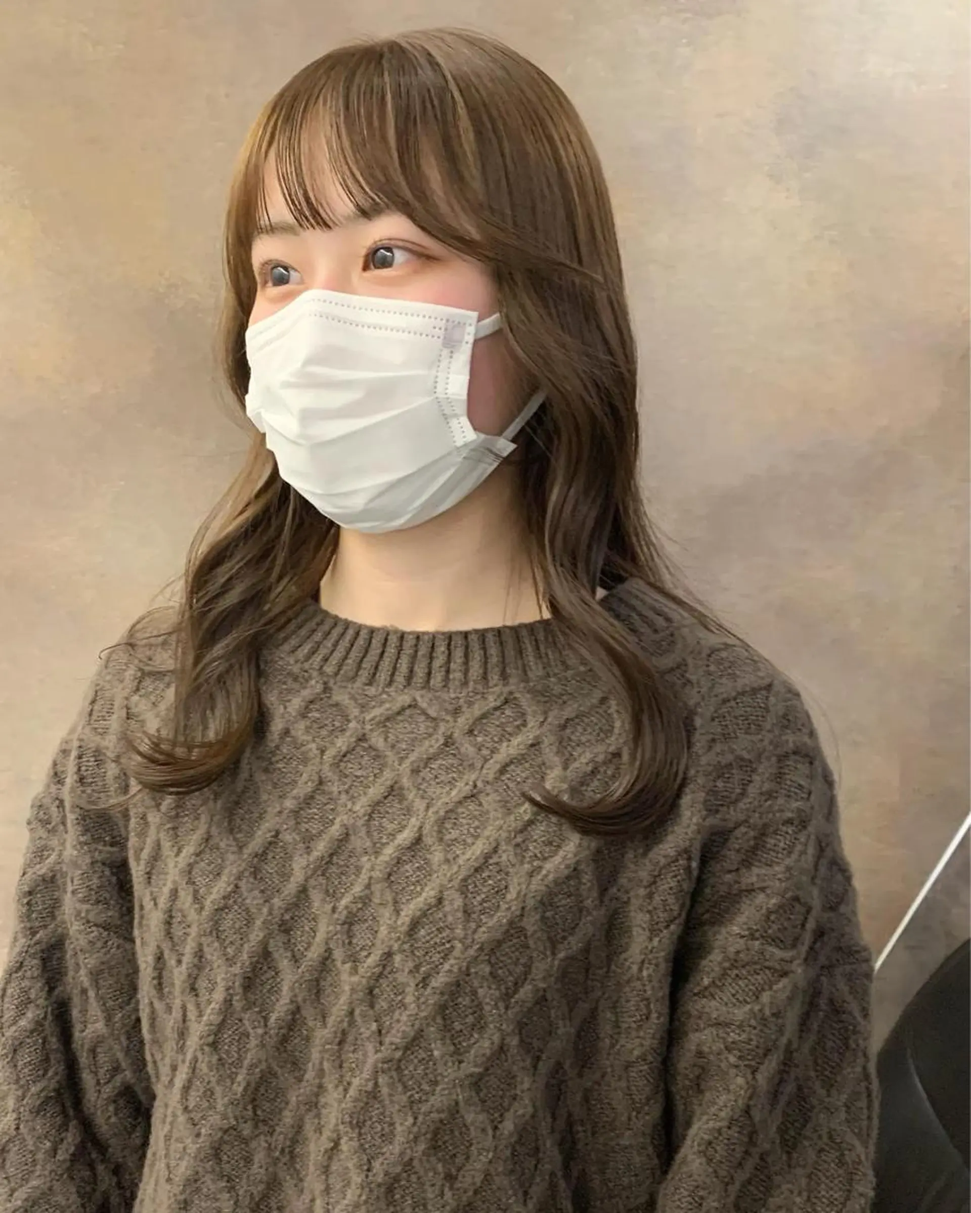 ロング カラー ヘアカラー SAKINO． ベージュカラーのヘアスタイル
