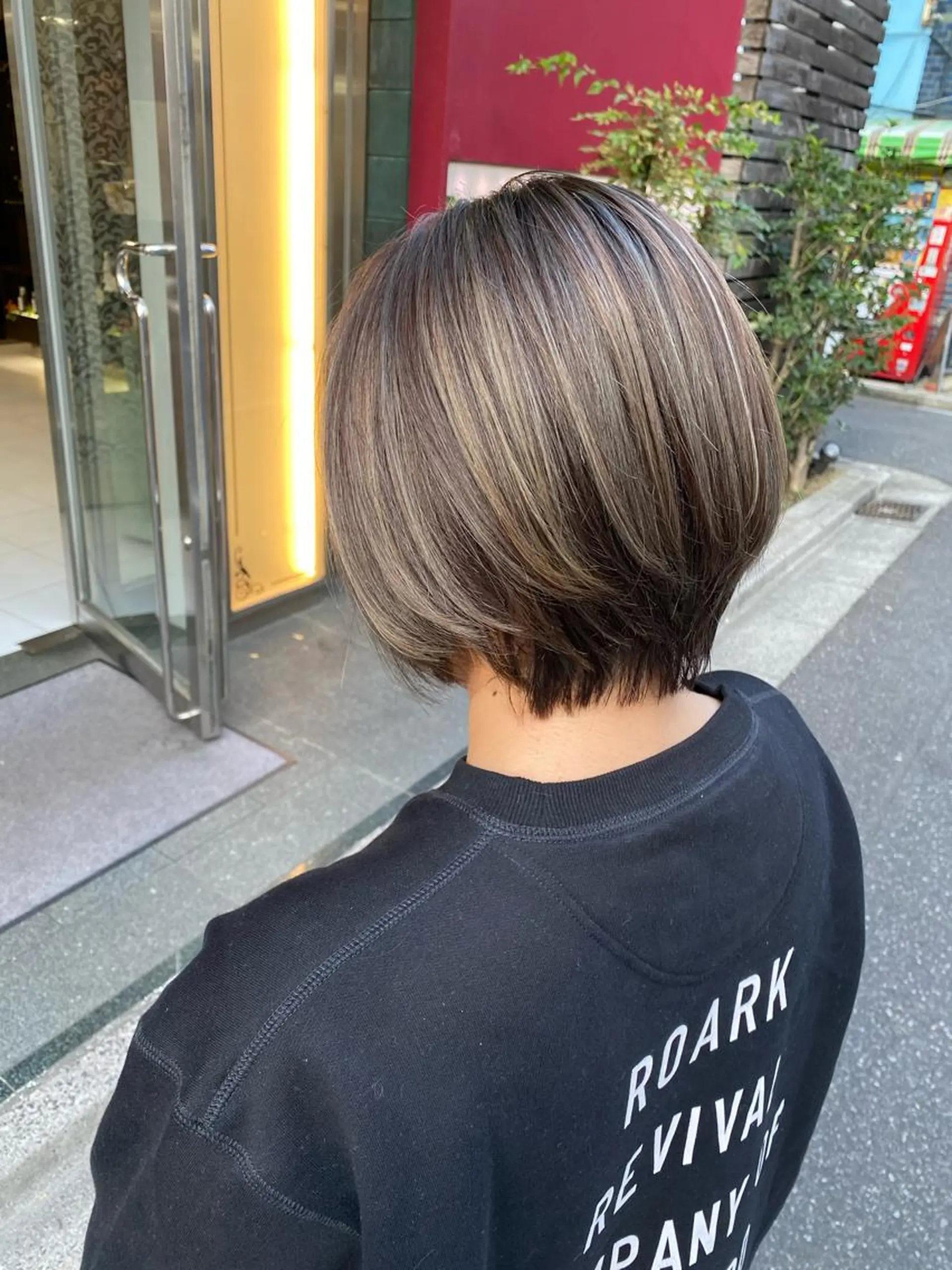 ショート アッシュ トップスタイリスト 小澤純一のヘアスタイル