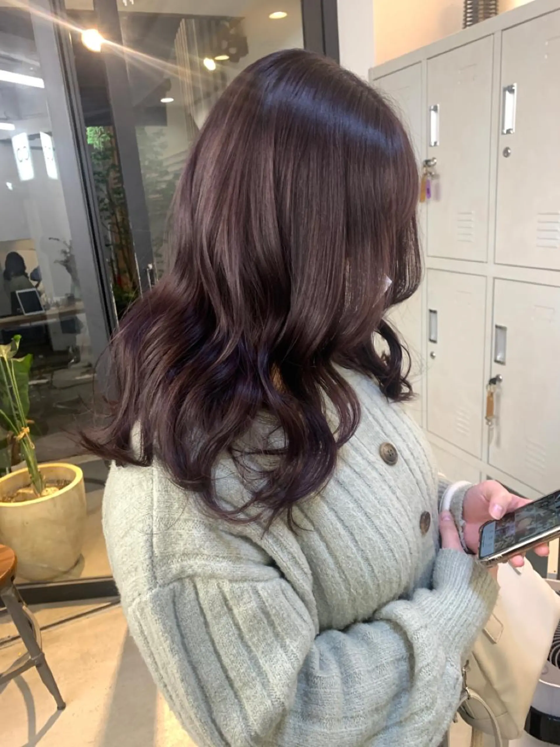 カラー LEBEN所属・leben serikaのヘアスタイル