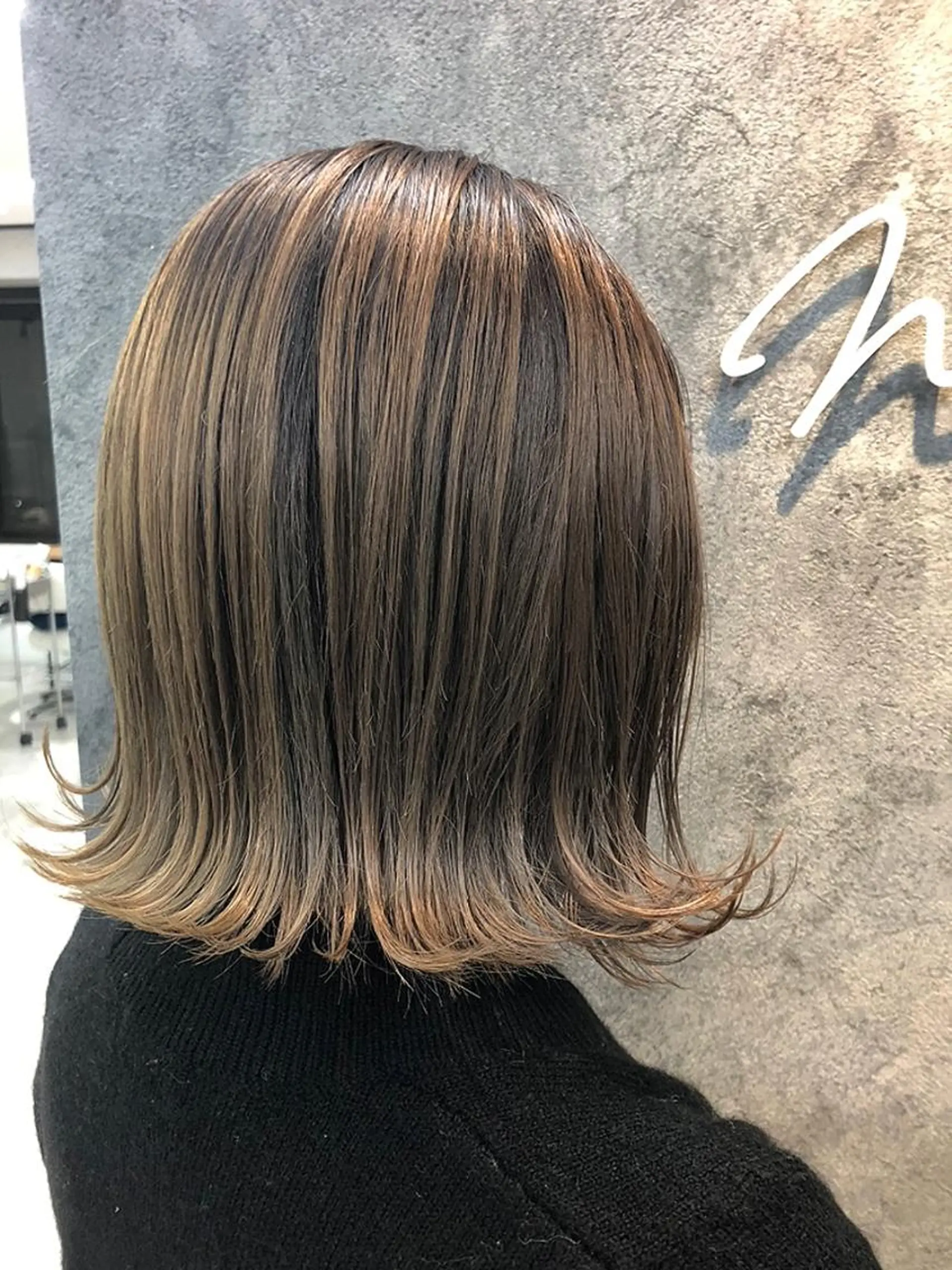 ミディアム レイヤーカット カット トリートメント Noyヨシモト ヒロトのヘアスタイル