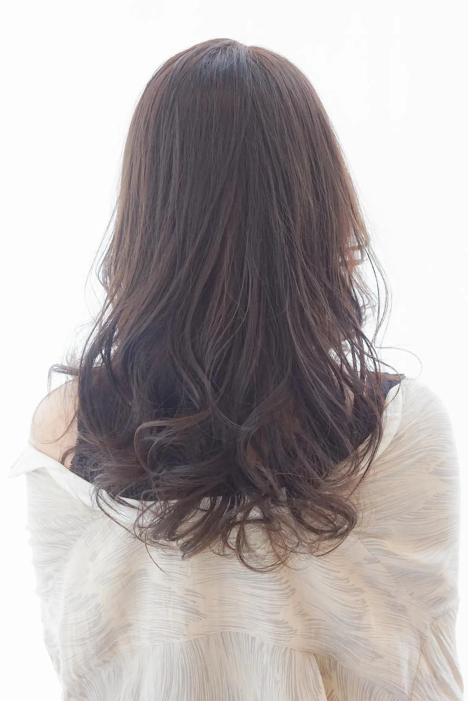 セミロング 井上 未悠のヘアスタイル