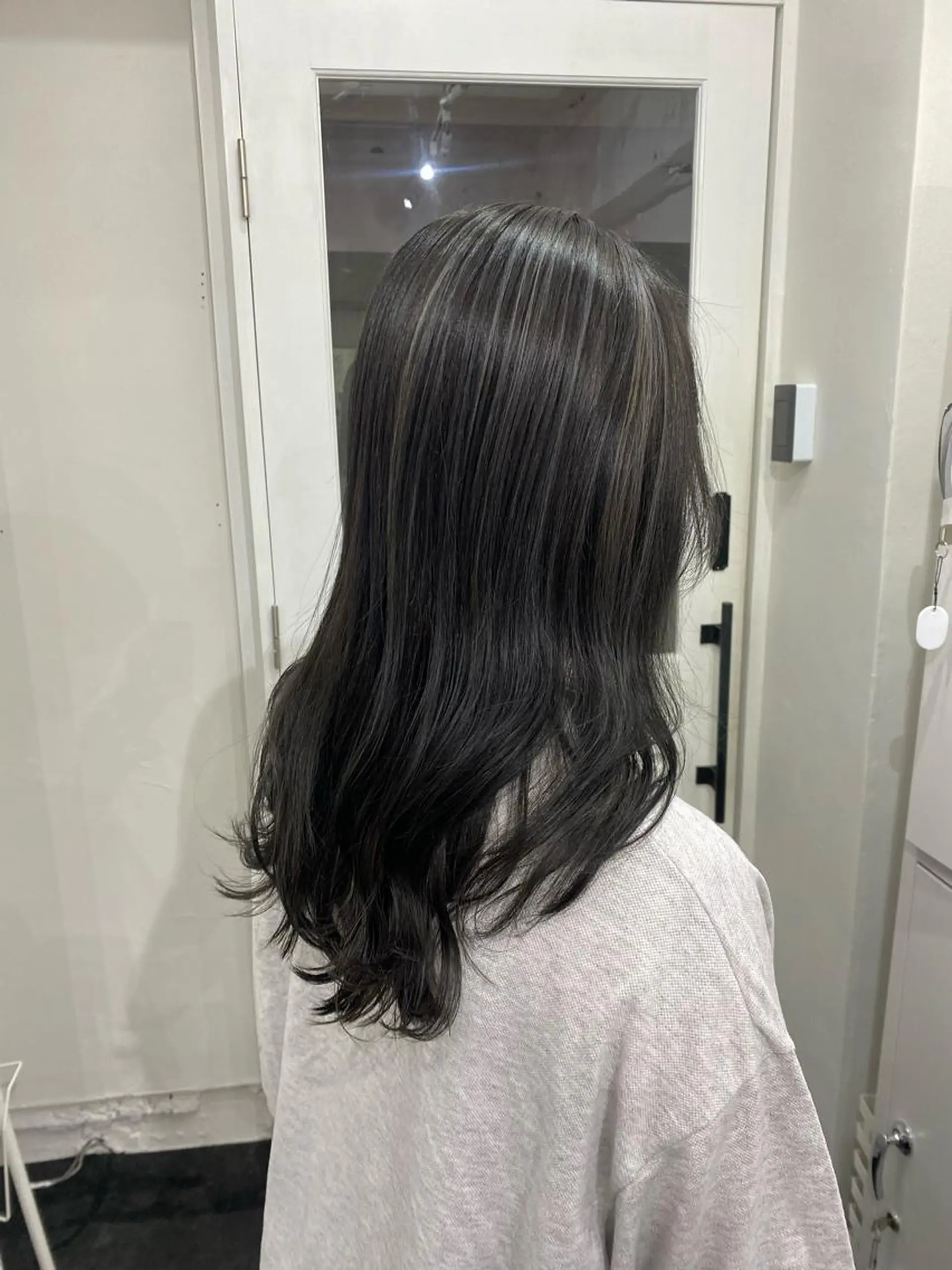 セミロング カラー グレージュ ハイライトカラー ハイライト 楓🦋韓国系レイヤー / 透明感カラー🤍のヘアスタイル