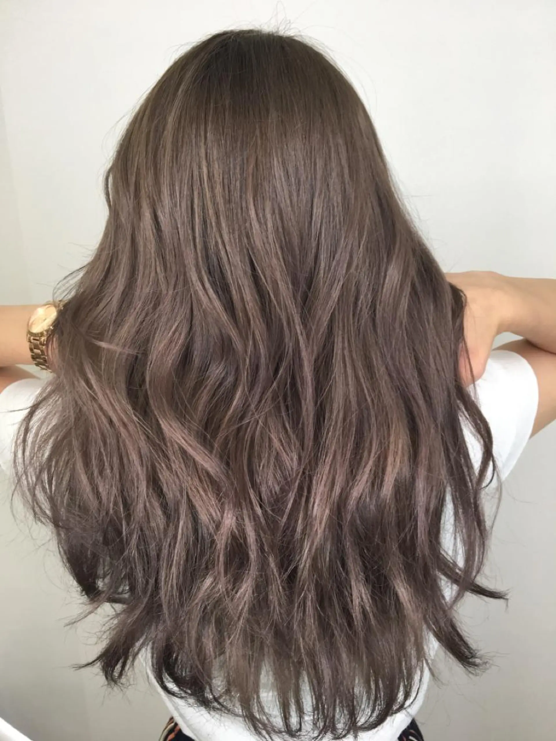 セミロング カラー MERRY所属・寺門 拓馬のヘアスタイル