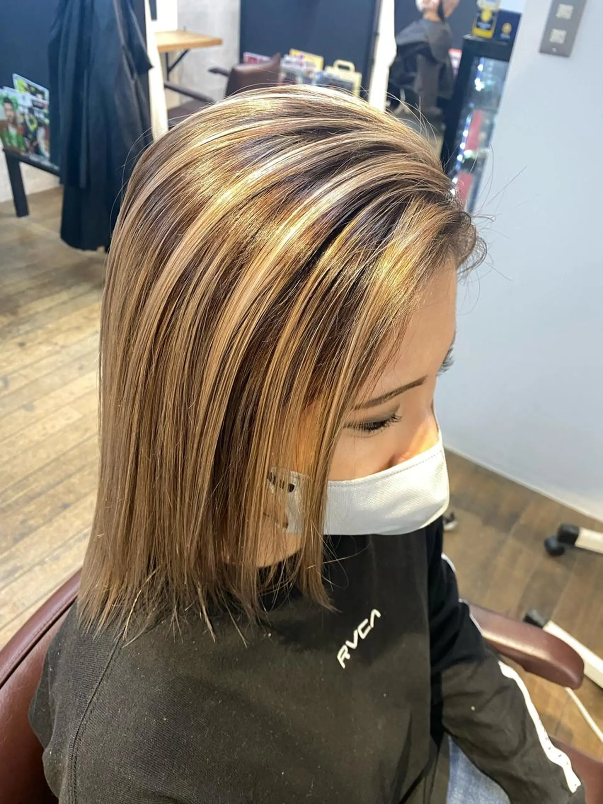 ミディアム fand AKANE のヘアスタイル