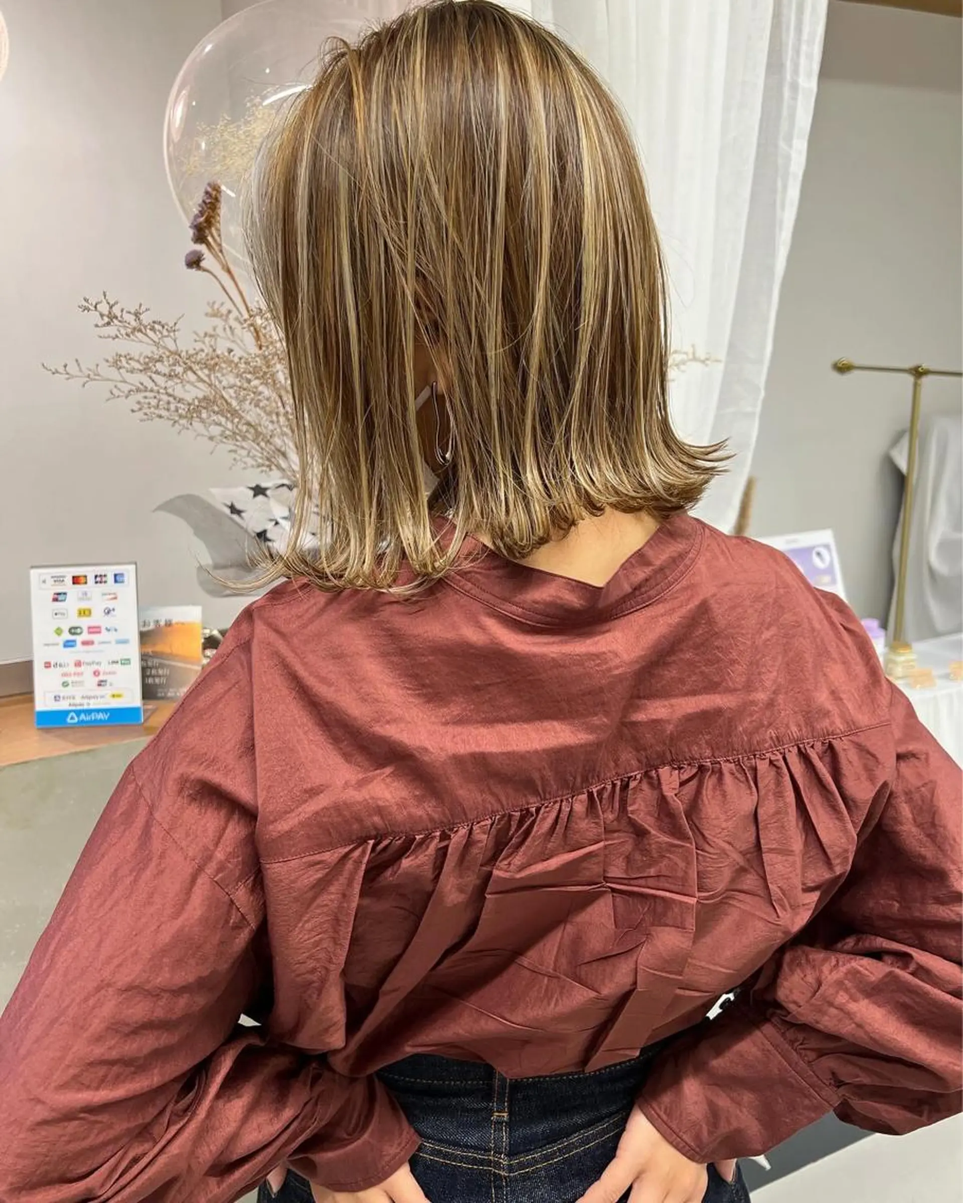 ショート カラー ヘアアレンジ ハイライトカラー ハイライト ヘアカラー トリートメント 橋本 昇平のヘアスタイル