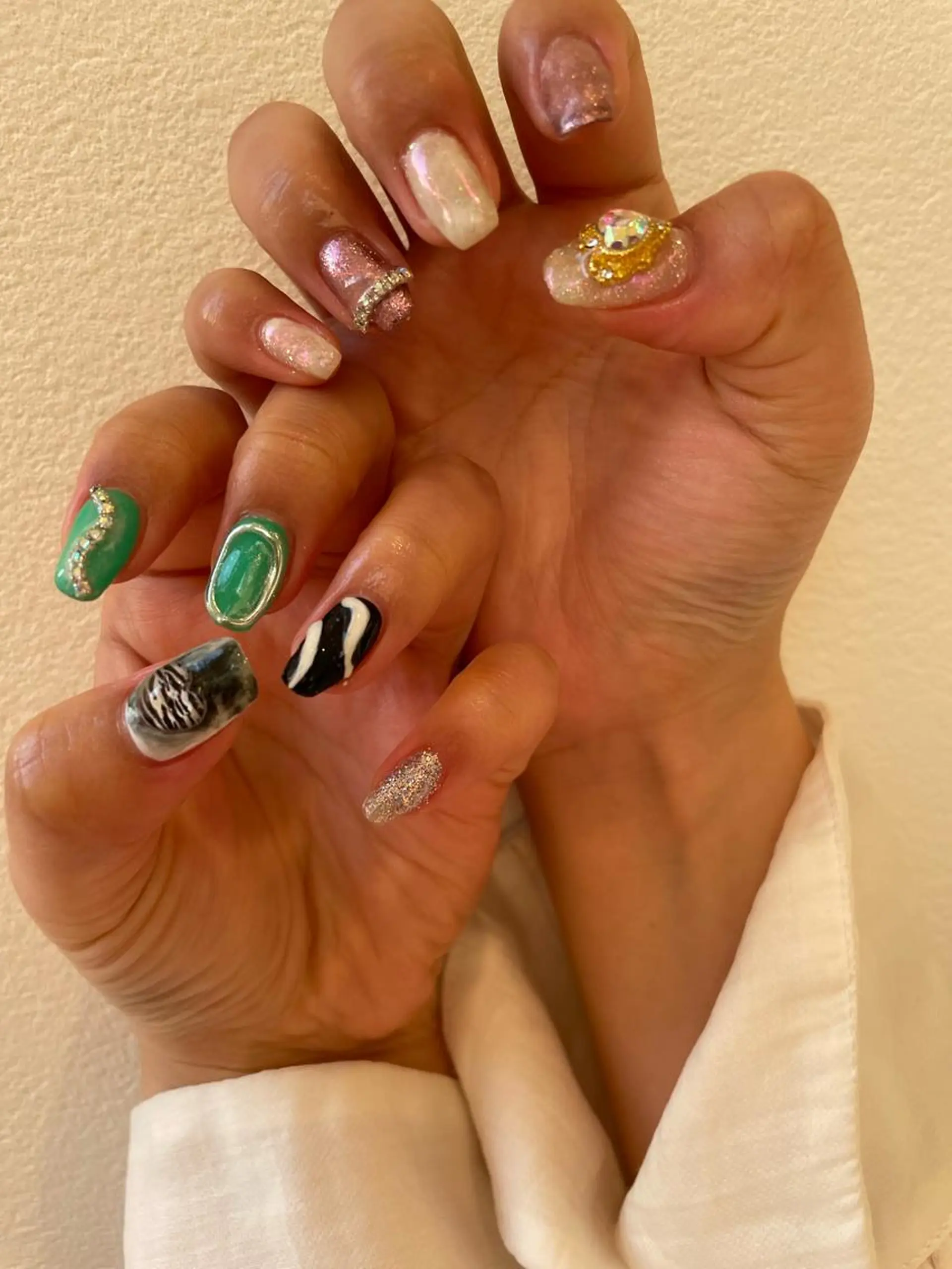 ネイル 束感まつ毛/ネイル/ LED♥KIRARAのマツエク・マツパデザイン