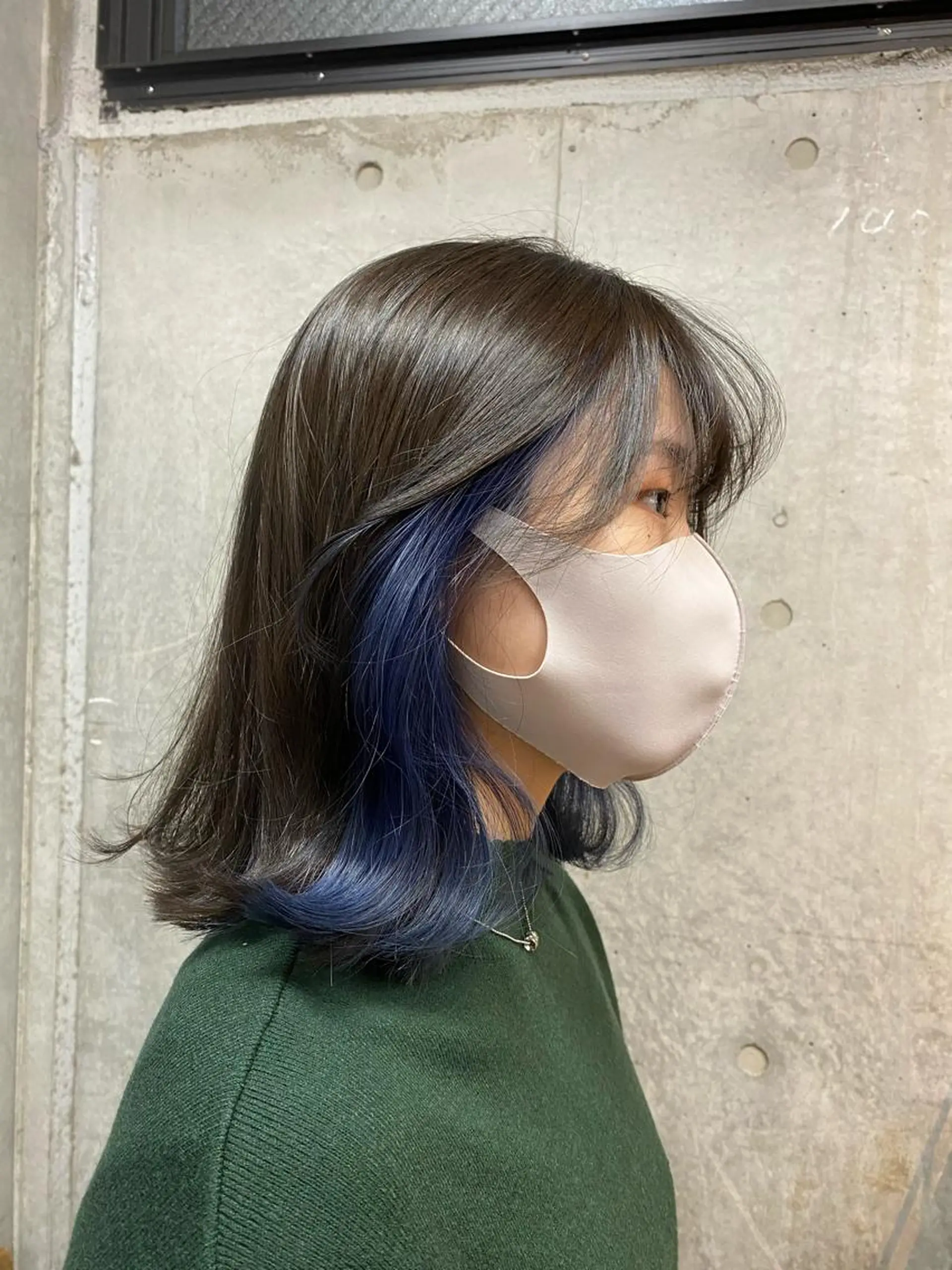ミディアム カラー ブルーカラー ブルーラベンダー ラベンダーカラー Yuki☺︎パーマ レイヤーカットのヘアスタイル
