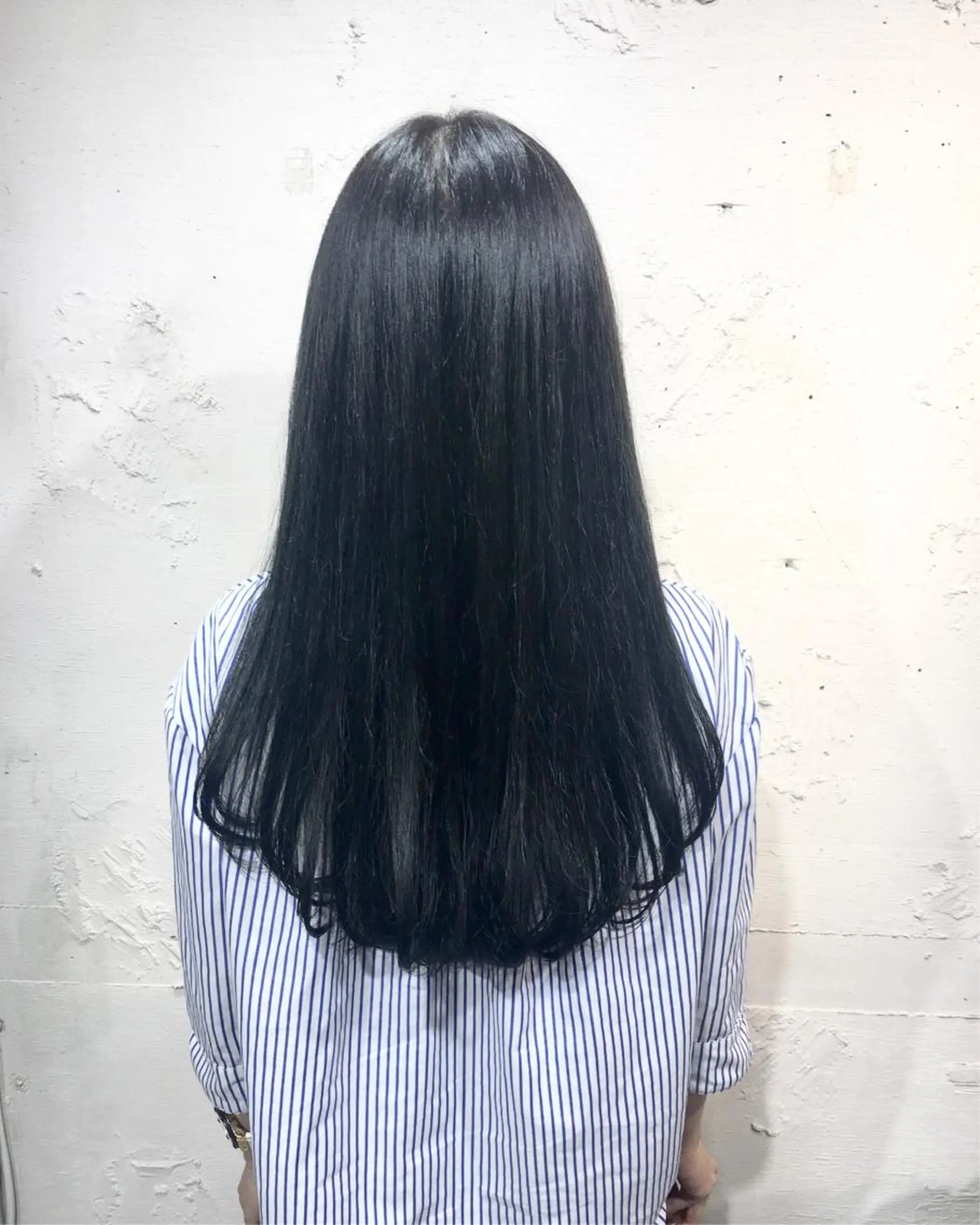 ロング カラー ヘアアレンジ 黒髪 ブルーカラー ブルーブラック カット ヘアカラー トリートメント ヘッドスパ ✨艶髪✨透明感✨ 山内大樹のヘアスタイル