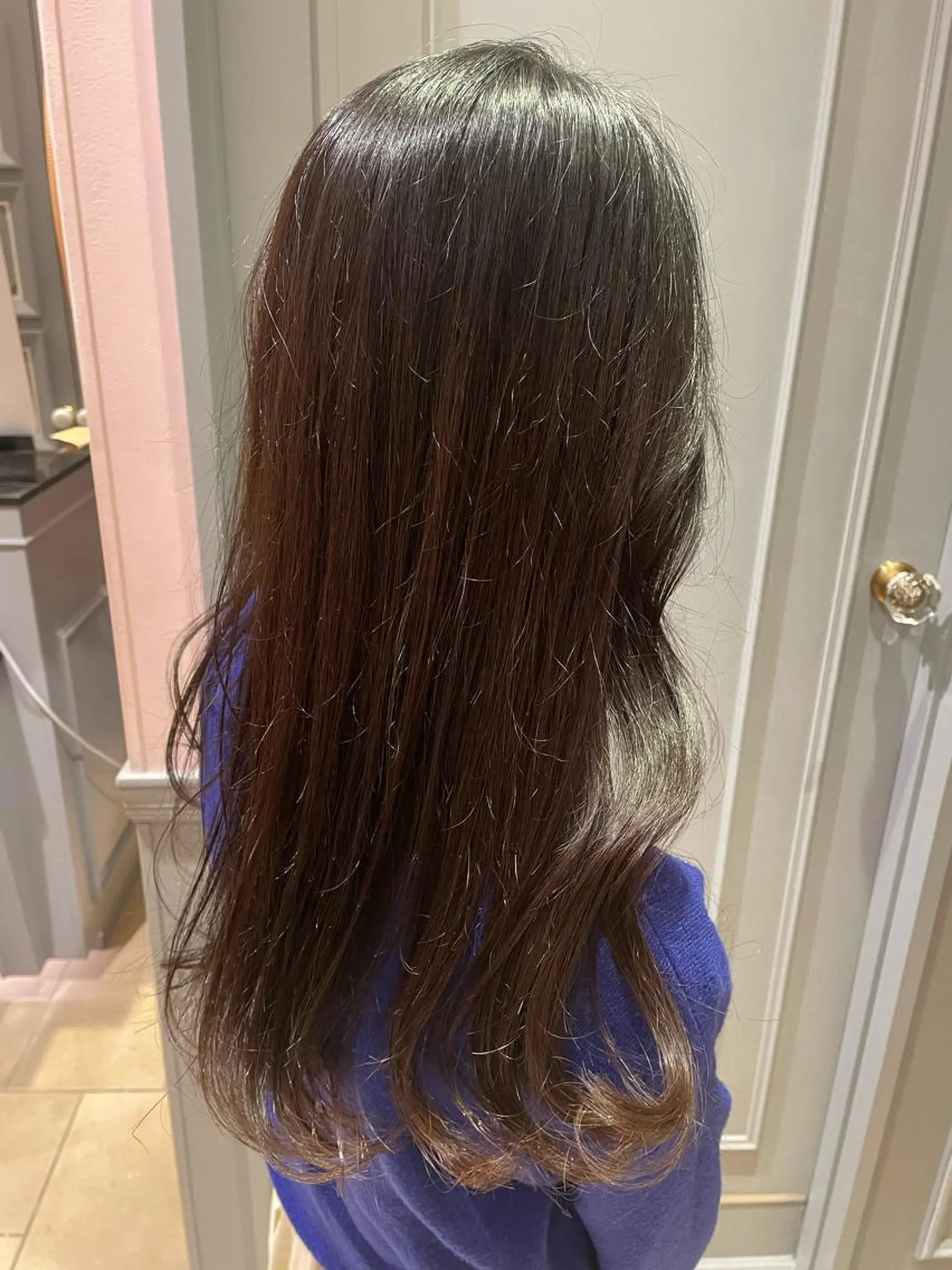 ロング カットモデル ヨネダのヘアスタイル