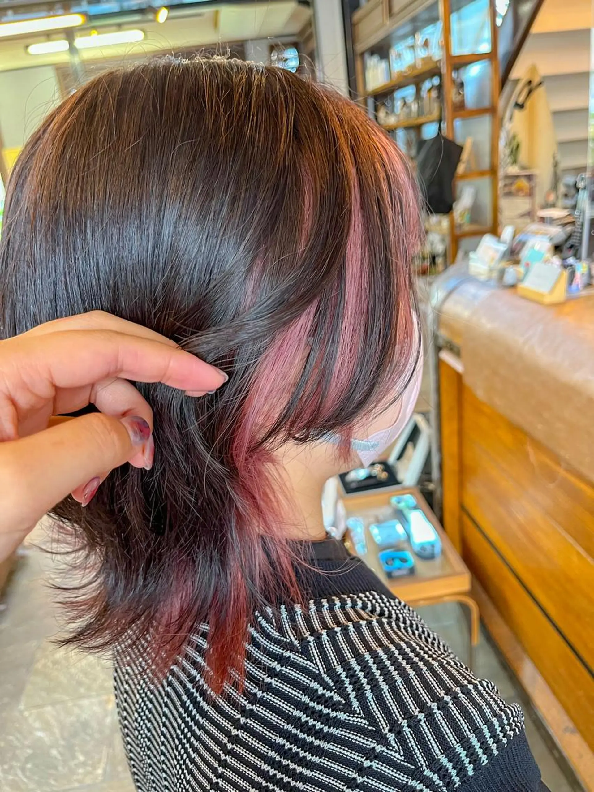 ミディアム カラー ヘアカラー 佐藤 美聡のヘアスタイル