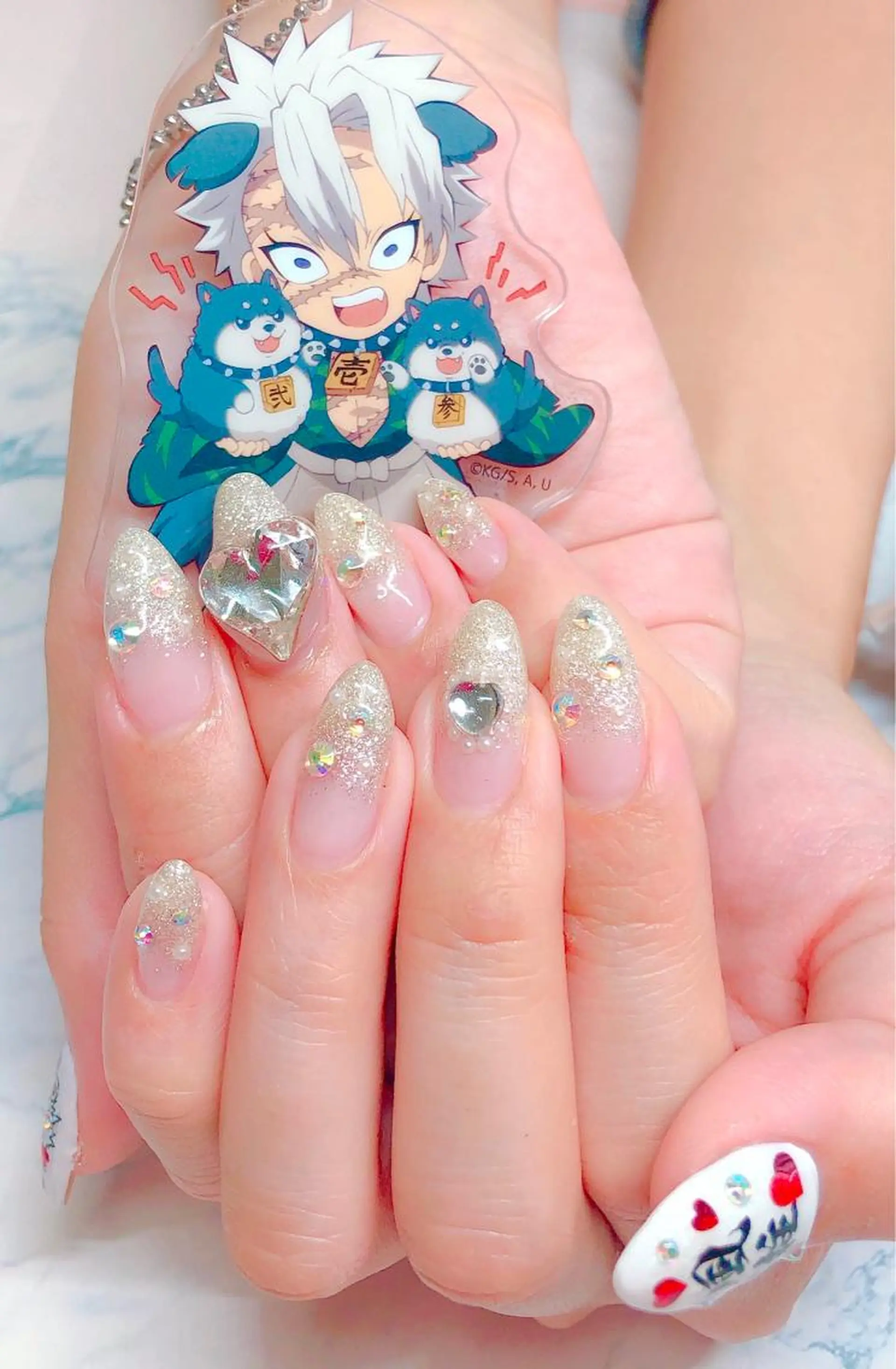 ネイル CROWN プライベートサロンのネイルデザイン