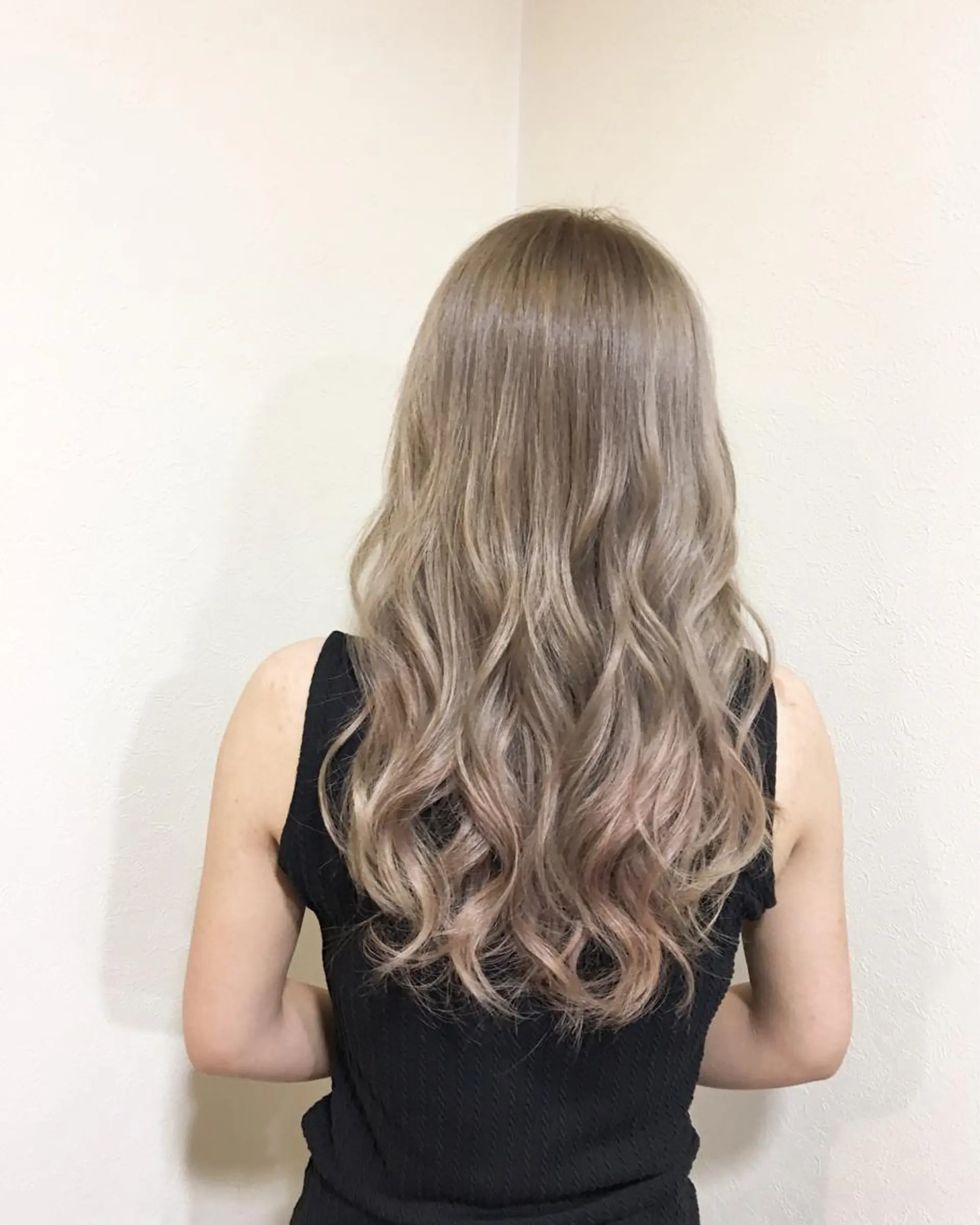 ロング ヤマグチ ヒカルのヘアスタイル