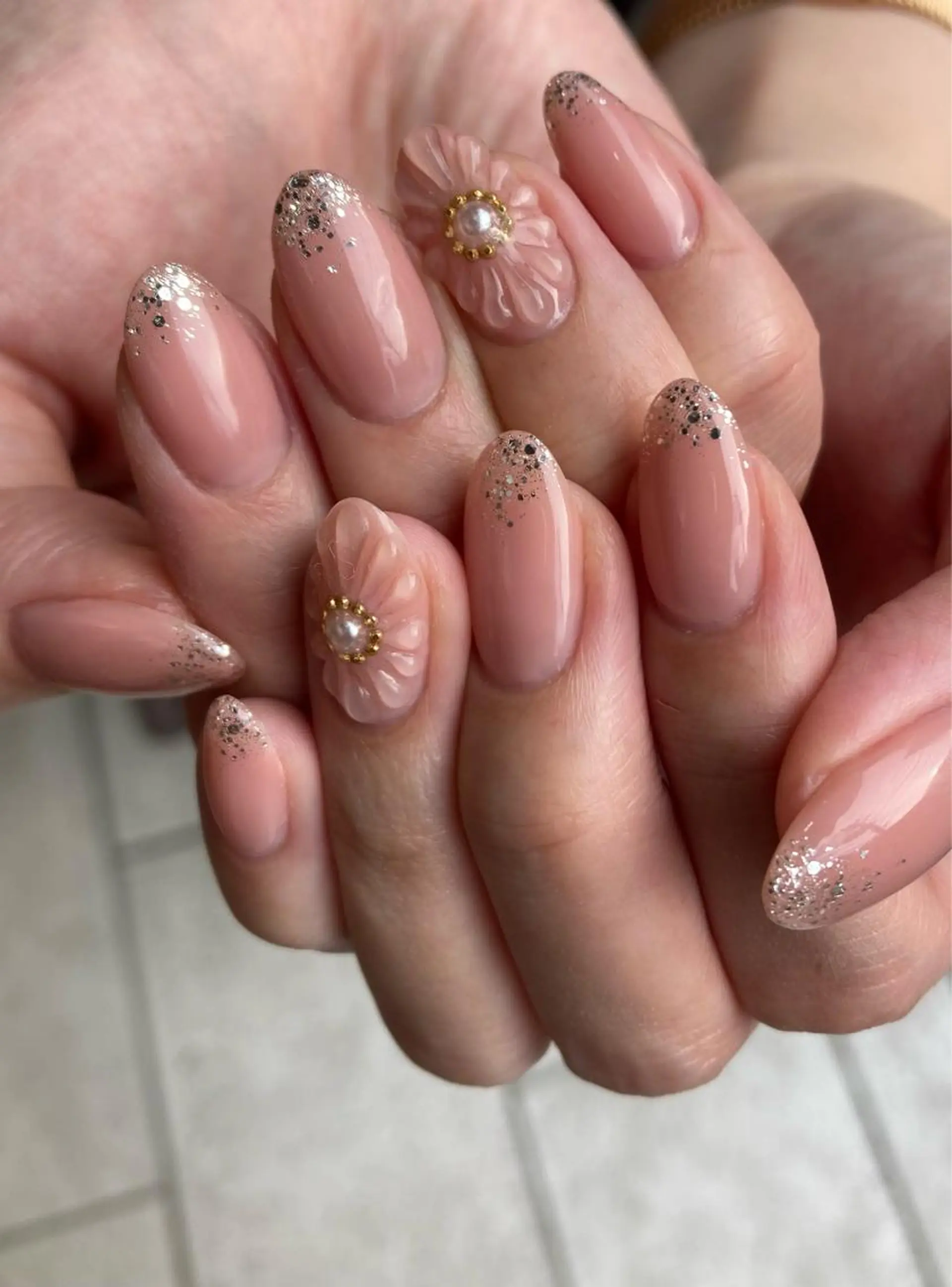 ネイル Nest 平出のネイルデザイン