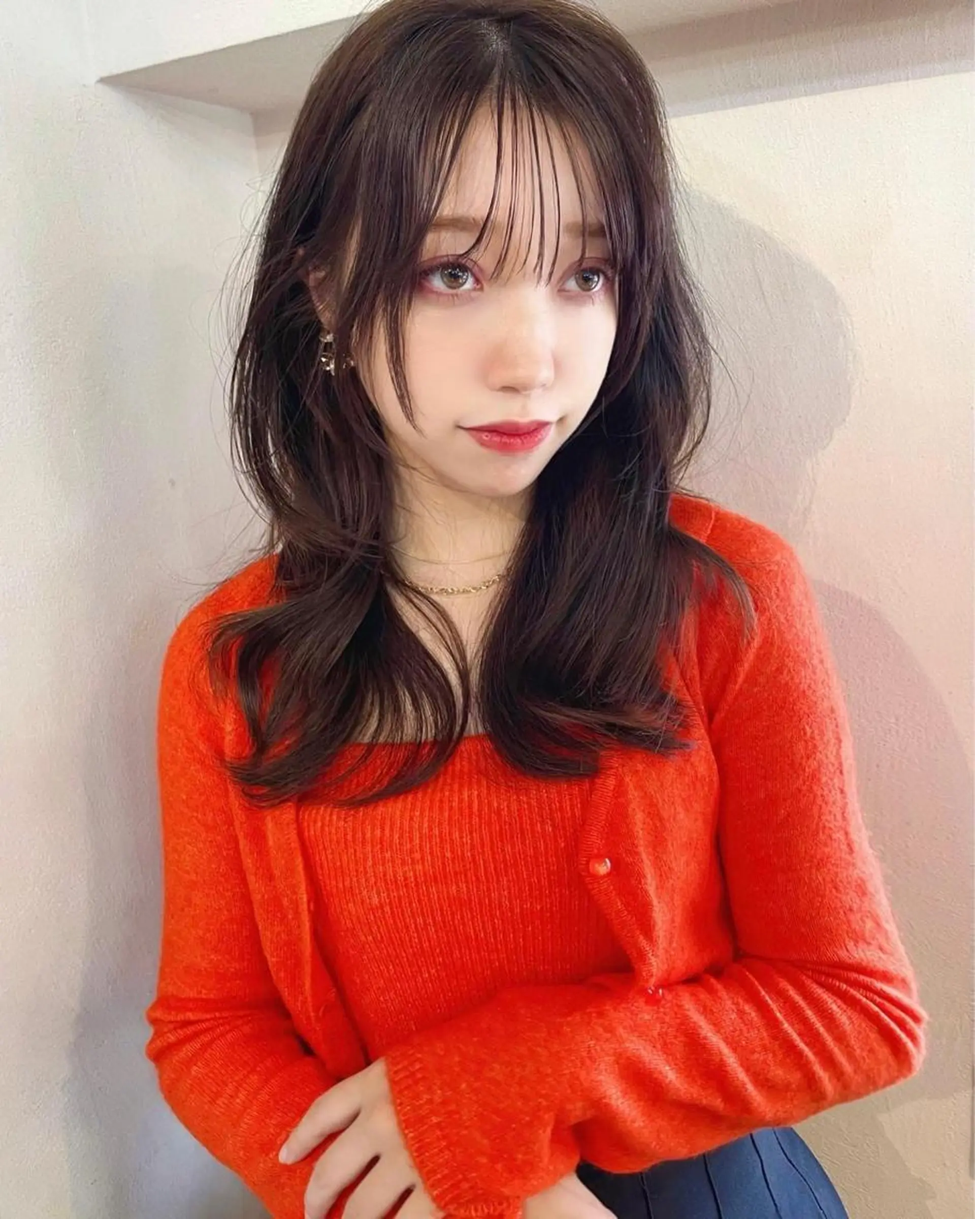 ミディアム カラー レイヤーカット、 大人可愛い　中村美羅のヘアスタイル