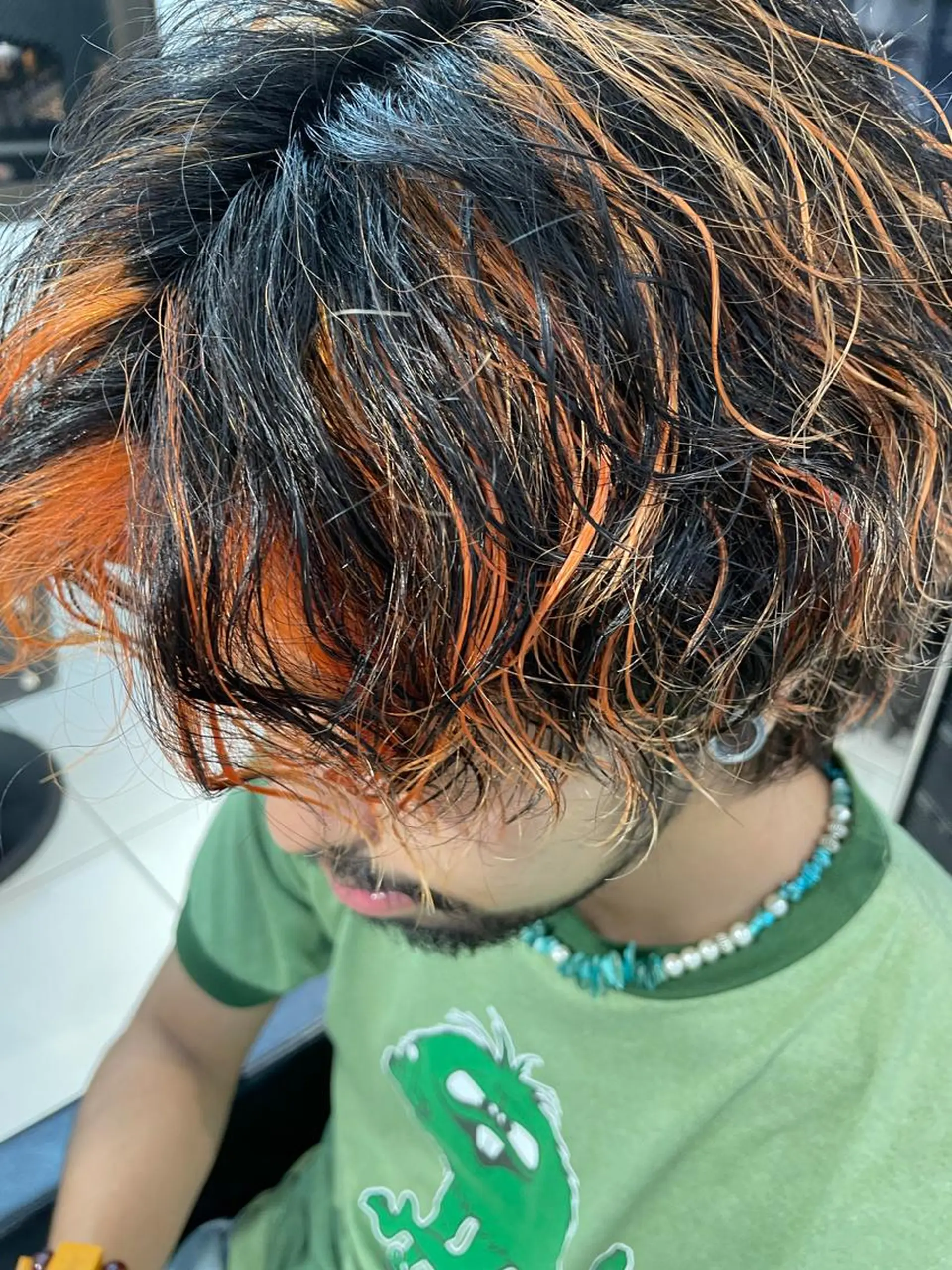 ショート カラー パーマ メンズ メンズブリーチ メンズハイライト メンズパーマ ブリーチ ハイライトカラー vain所属・パーマウルフショート 濱田匠のヘアスタイル