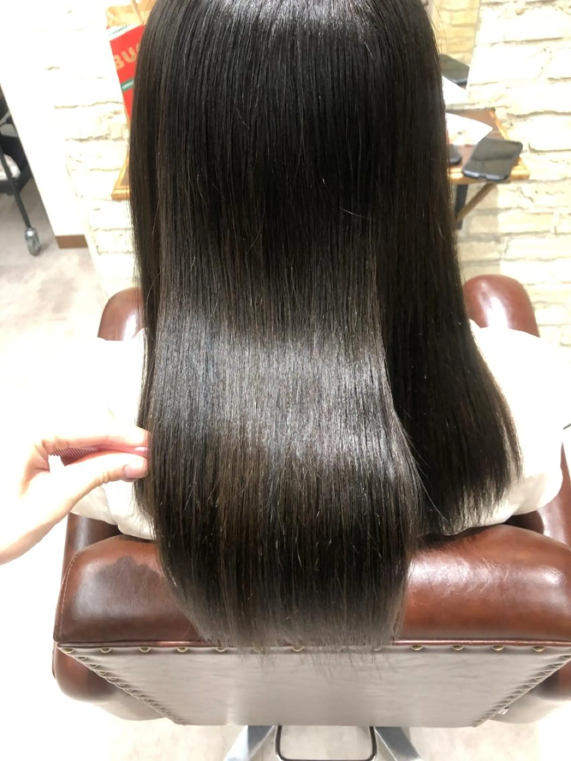 セミロング トリートメント 酸熱トリートメント トリートメント TOMOKA 艶髪/透明感カラーのヘアスタイル