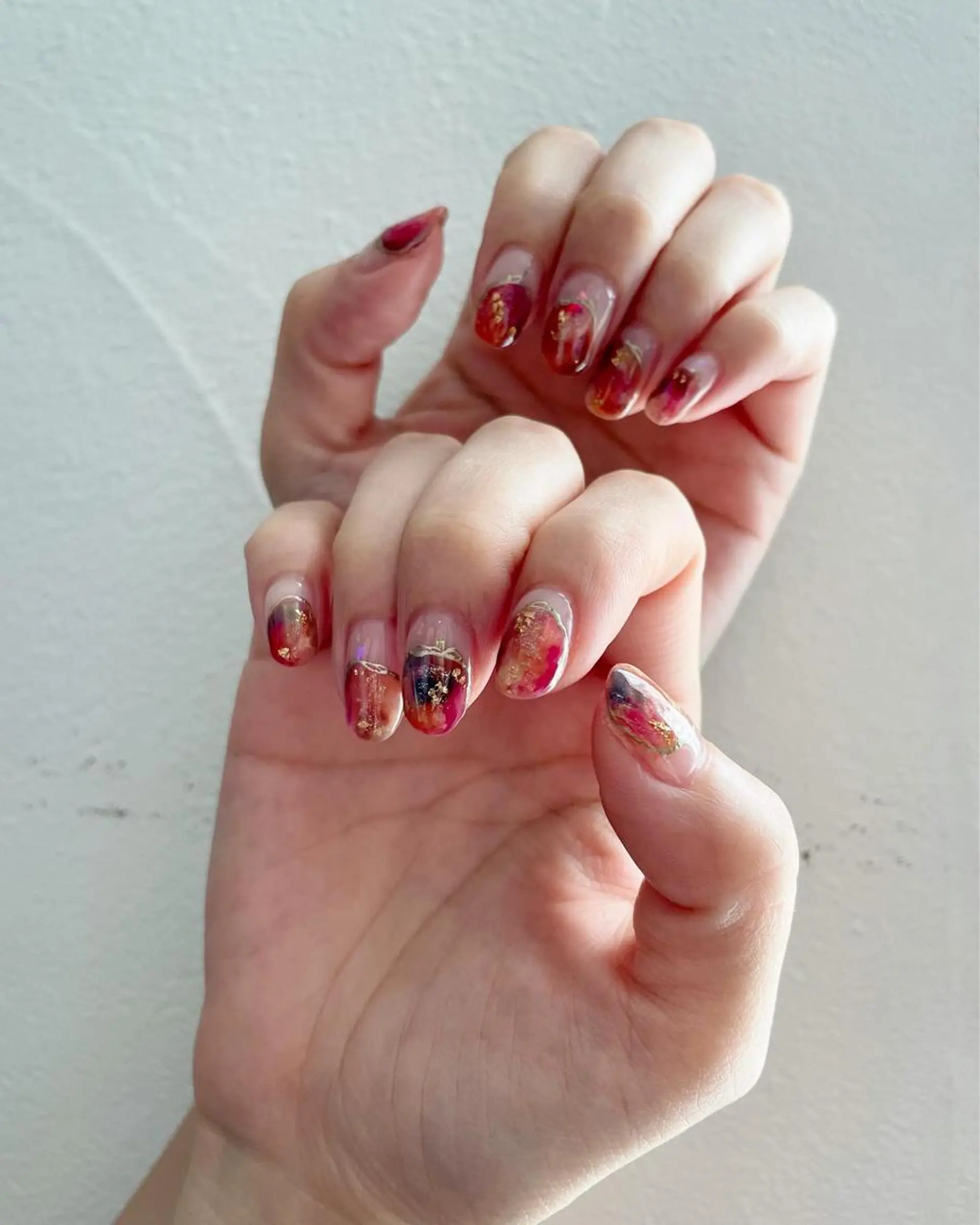 ネイル オーロラネイル フットネイル ジェルネイル ゴールド 氷ネイル・うるうるネイル 甲府市徳行 🧸prunelleのネイルデザイン