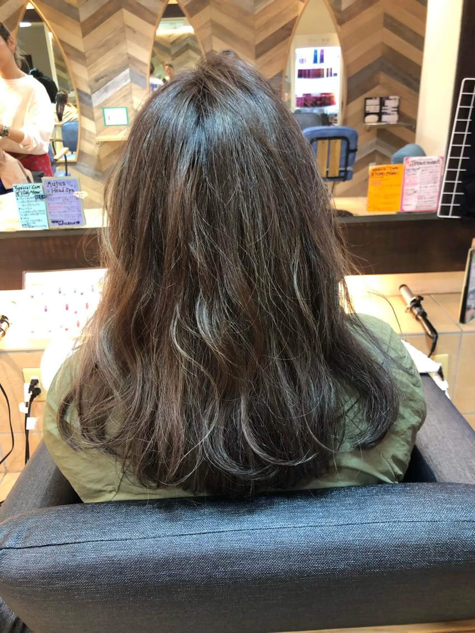 セミロング effect所属・SATO YUKA🌟のヘアスタイル