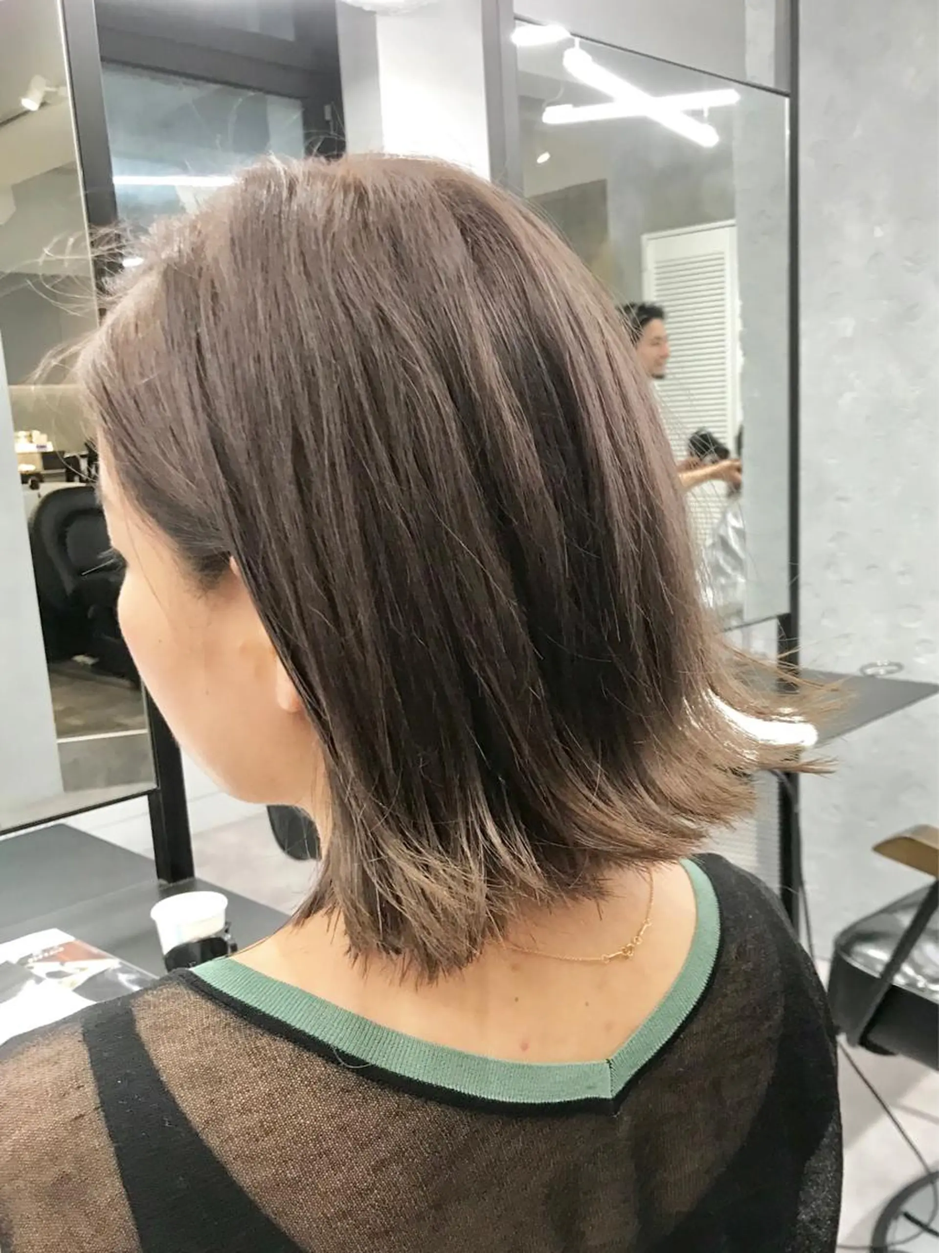 ミディアム ヘアカラー 色気レイヤー& ショートはお任せ🌟のヘアスタイル