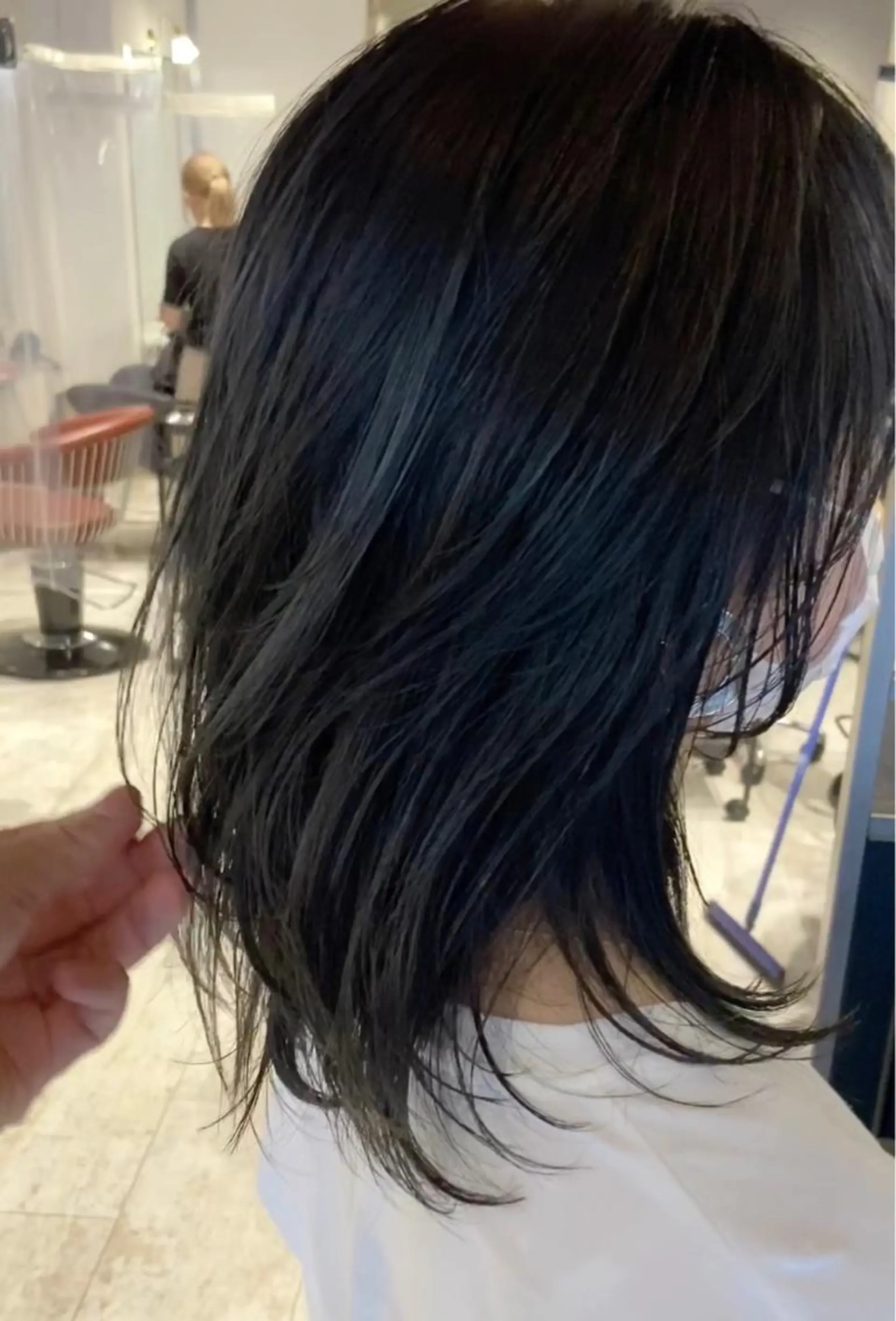 ミディアム カラー ダークグレー ダークグレージュ グレージュ 二児のパパで店長な 戸田健治のヘアスタイル