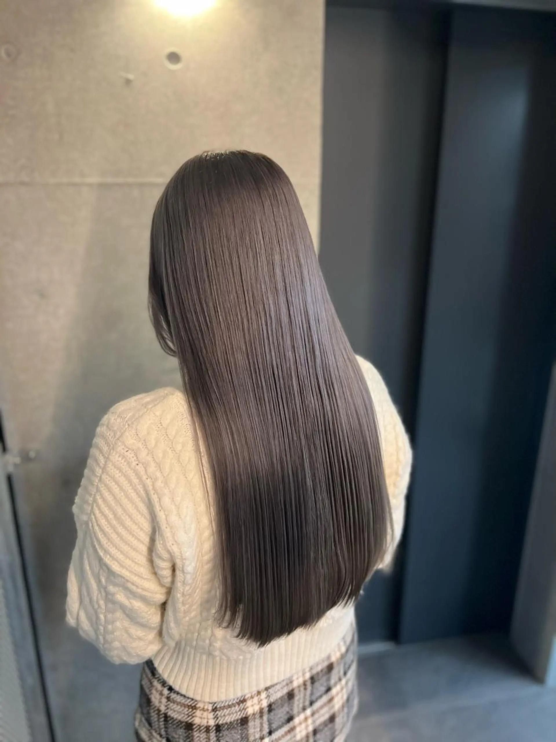 ロング カラー シールエクステ アディクシーカラー アッシュ バレイヤージュ ミストバング ヘアカラー 吉野 瑳桜のヘアスタイル