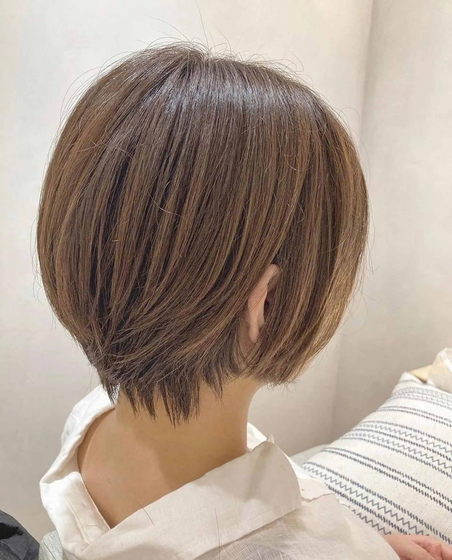 ショート カラー ヘアアレンジ ショートボブ ボブ レイヤーカット ショートヘア エグチ アキラのヘアスタイル