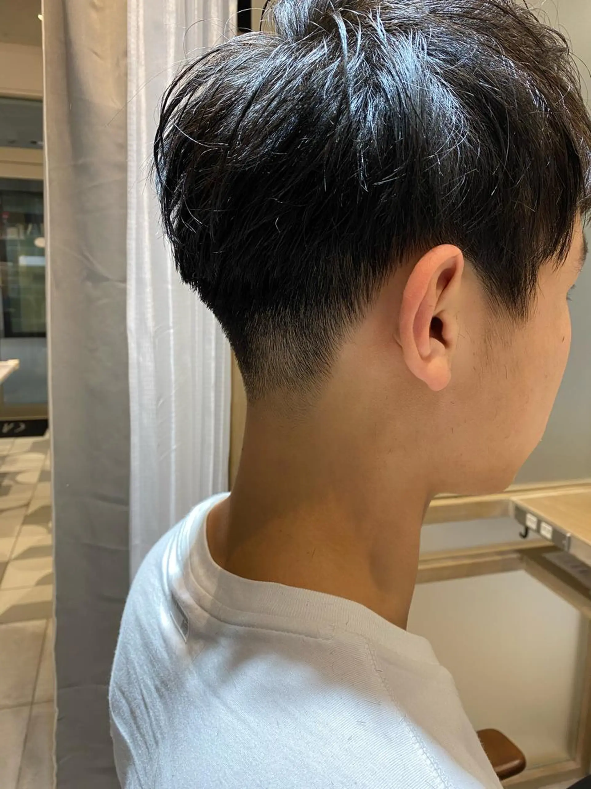 メンズ フェードカット 小口 晃のヘアスタイル