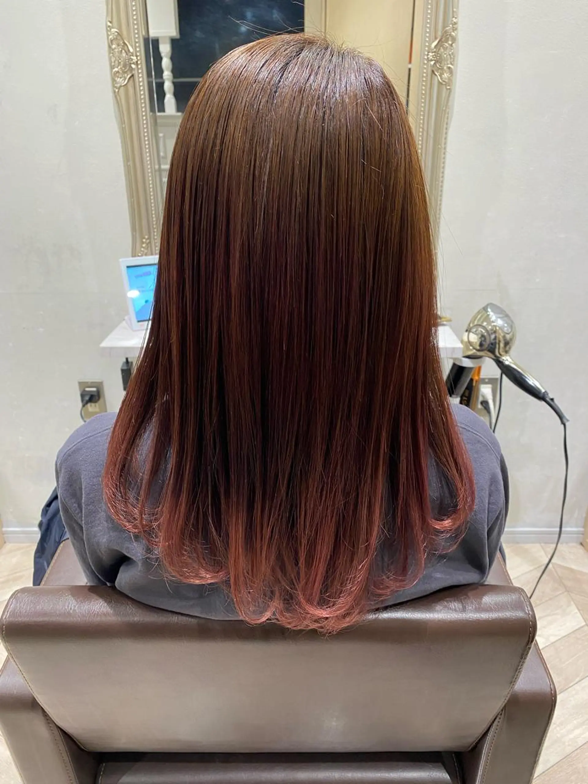 セミロング ヘアカラー トリートメント 【髪質改善特化】 ✂︎  jun ✂︎のヘアスタイル